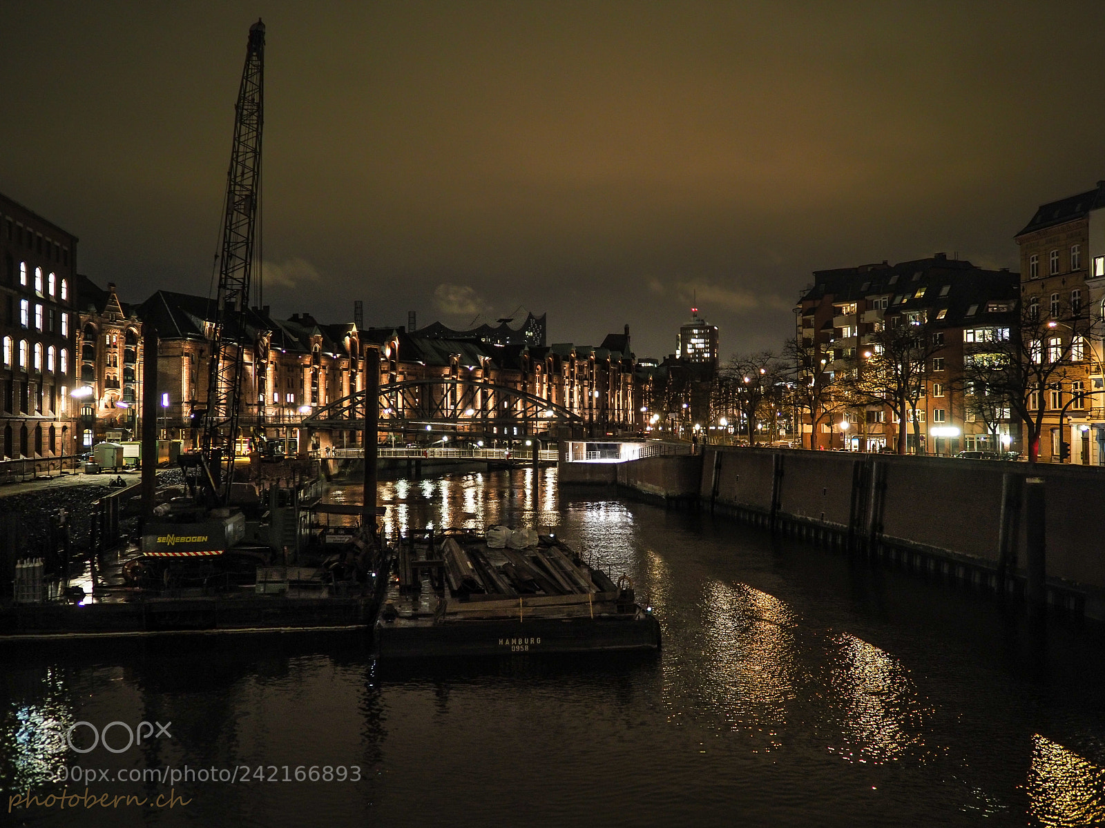 Olympus OM-D E-M1 Mark II sample photo. Hamburg_speicherstadt photography