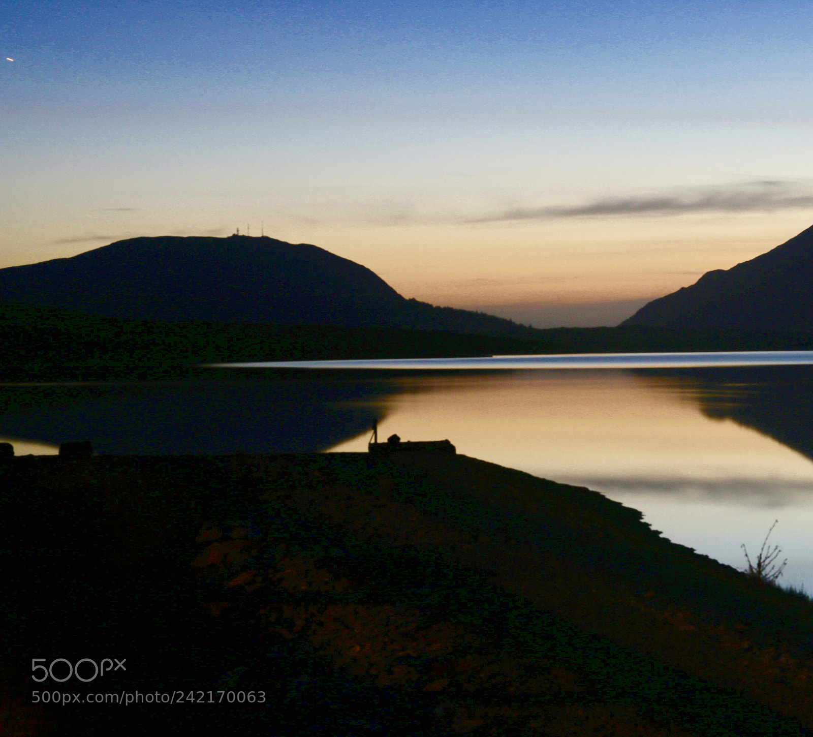 Canon EOS 750D (EOS Rebel T6i / EOS Kiss X8i) sample photo. Barnsmore at night photography