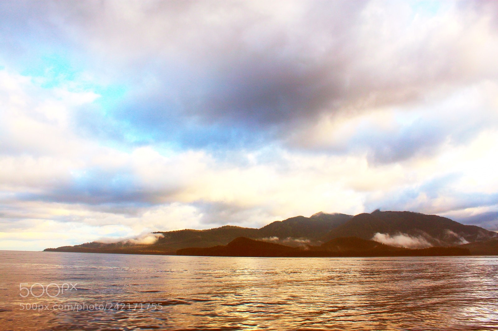 Canon EOS 500D (EOS Rebel T1i / EOS Kiss X3) sample photo. Alaskan sky photography