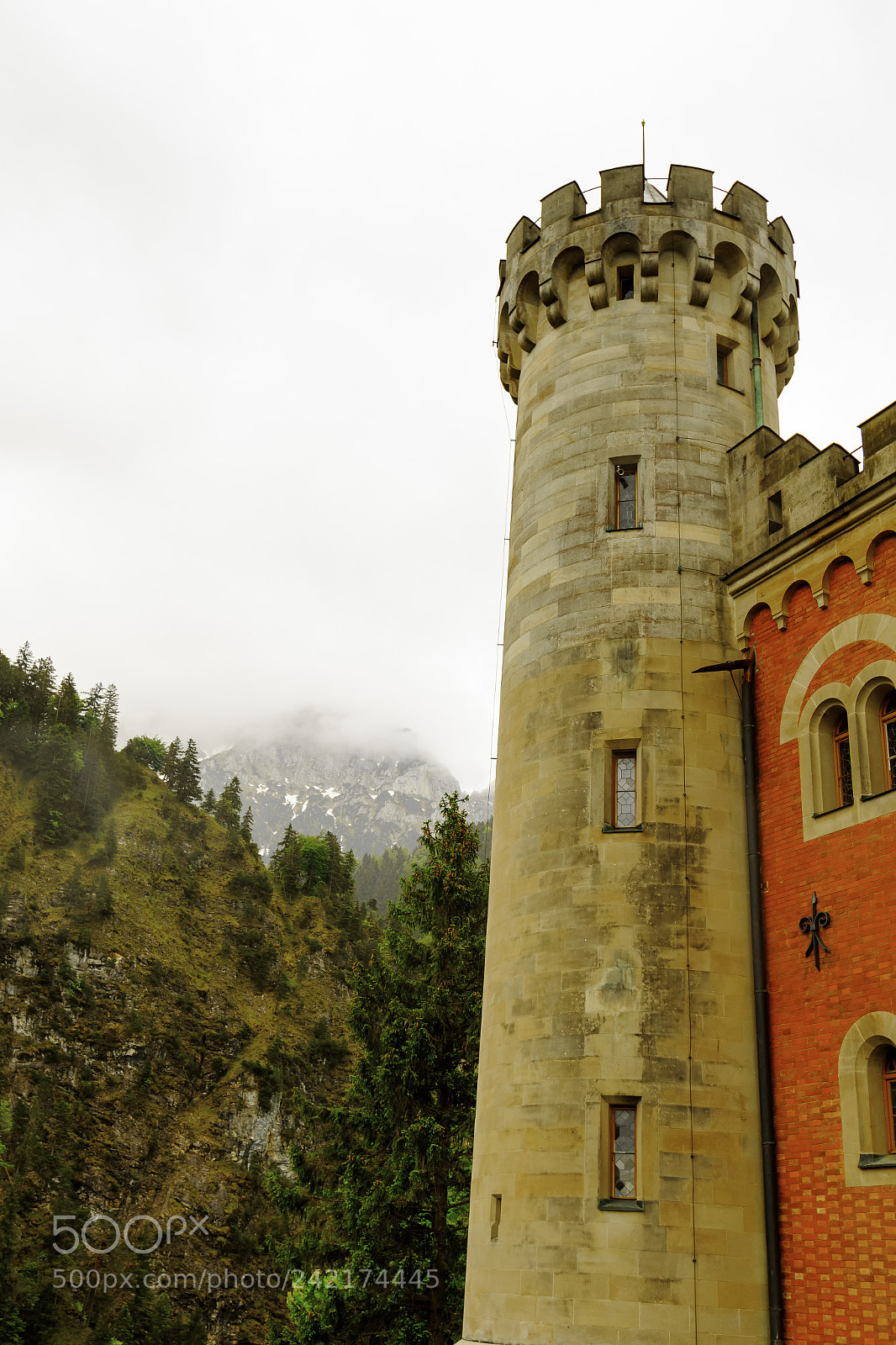 Canon EOS 7D Mark II sample photo. Neuschwanstein castle in bavarian photography