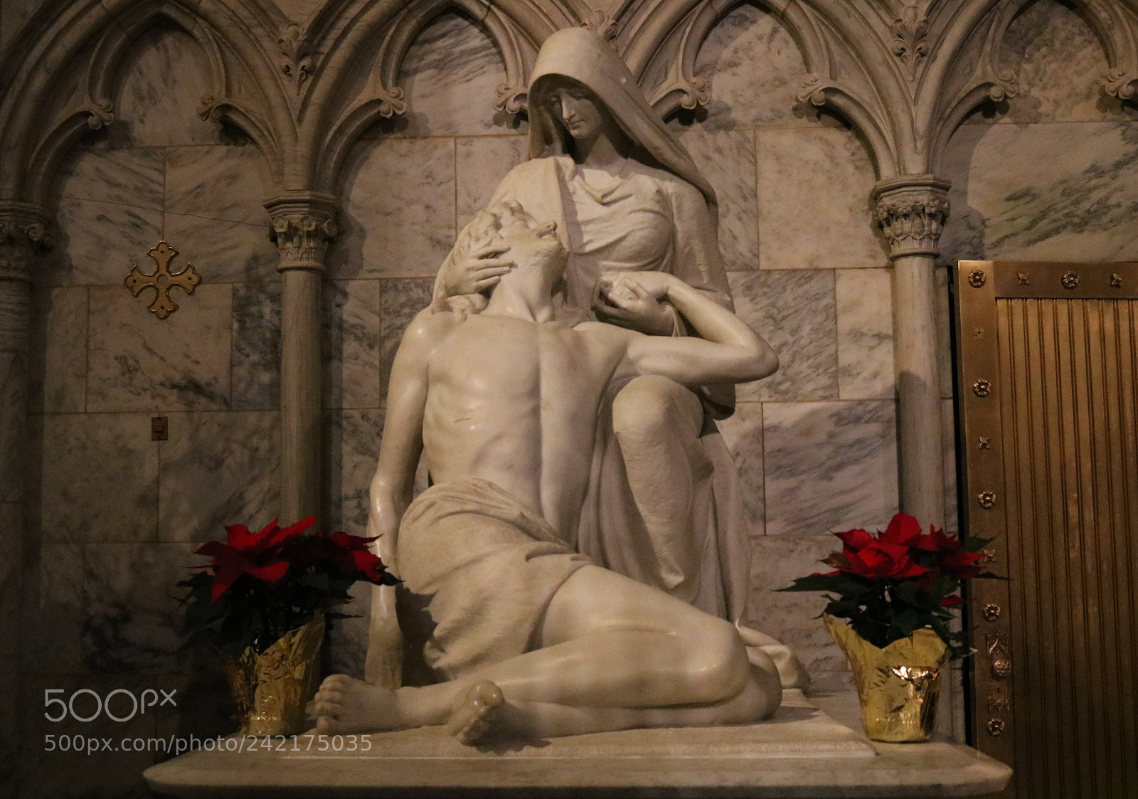 Canon EOS 750D (EOS Rebel T6i / EOS Kiss X8i) sample photo. At church photography