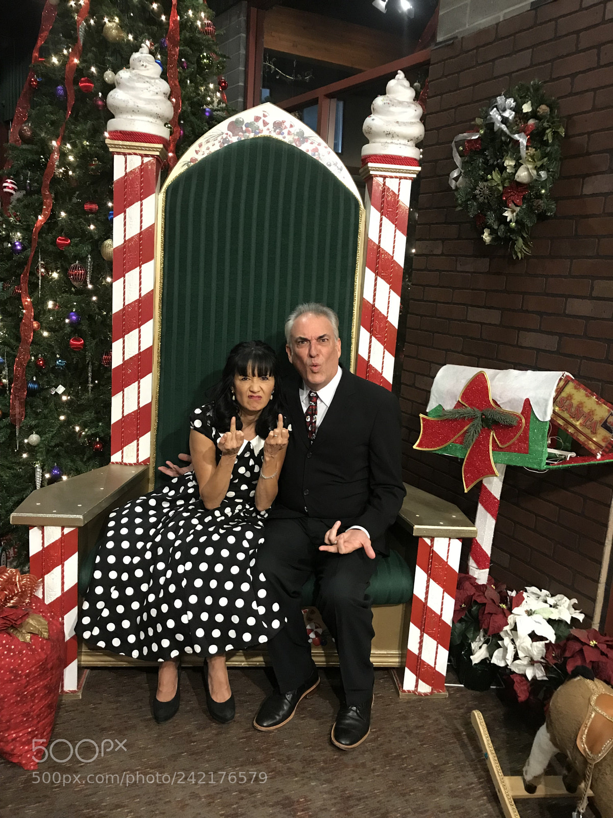 Apple iPhone 7 Plus sample photo. 2017.12.09 - palmdale playhouse photography