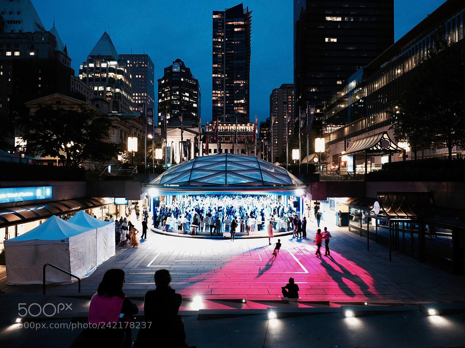 Olympus OM-D E-M5 II sample photo. Night in vancouver photography