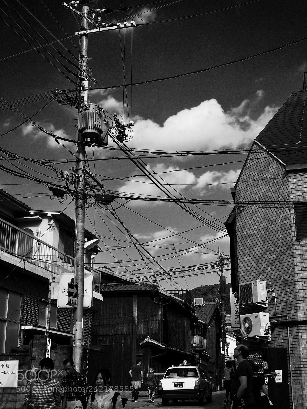 Olympus OM-D E-M5 II sample photo. Chaos photography