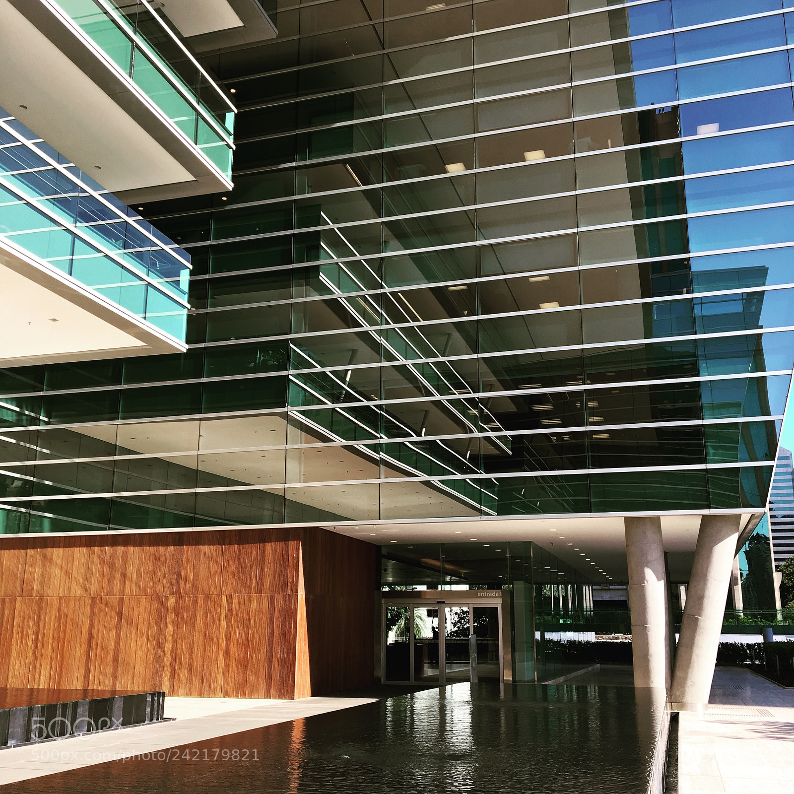 Apple iPhone 6s sample photo. Bank building at s photography