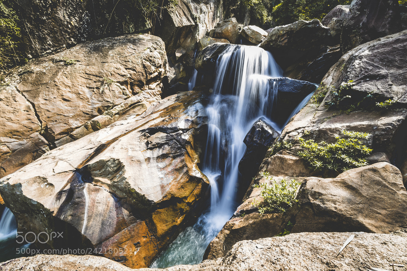 Canon EOS 7D Mark II sample photo. Ba hồ waterfall photography