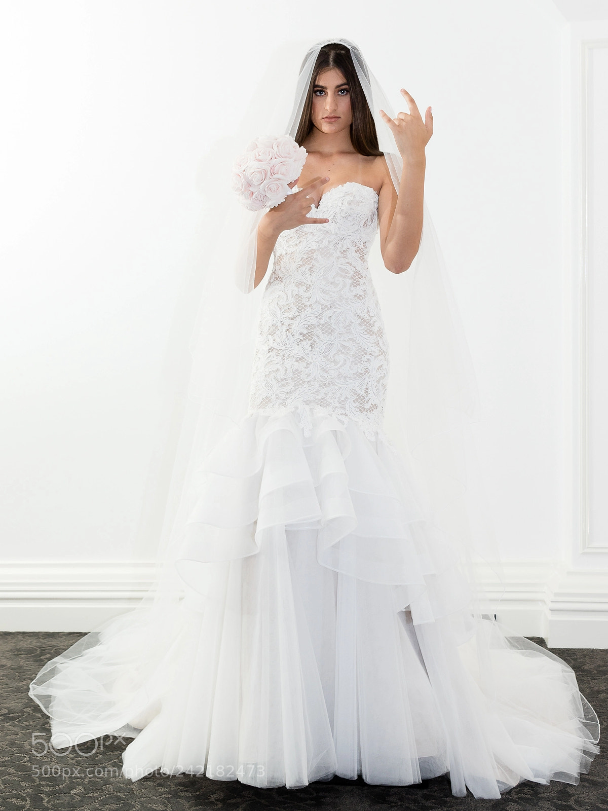 Canon EOS 6D Mark II sample photo. Wedding dresses photography