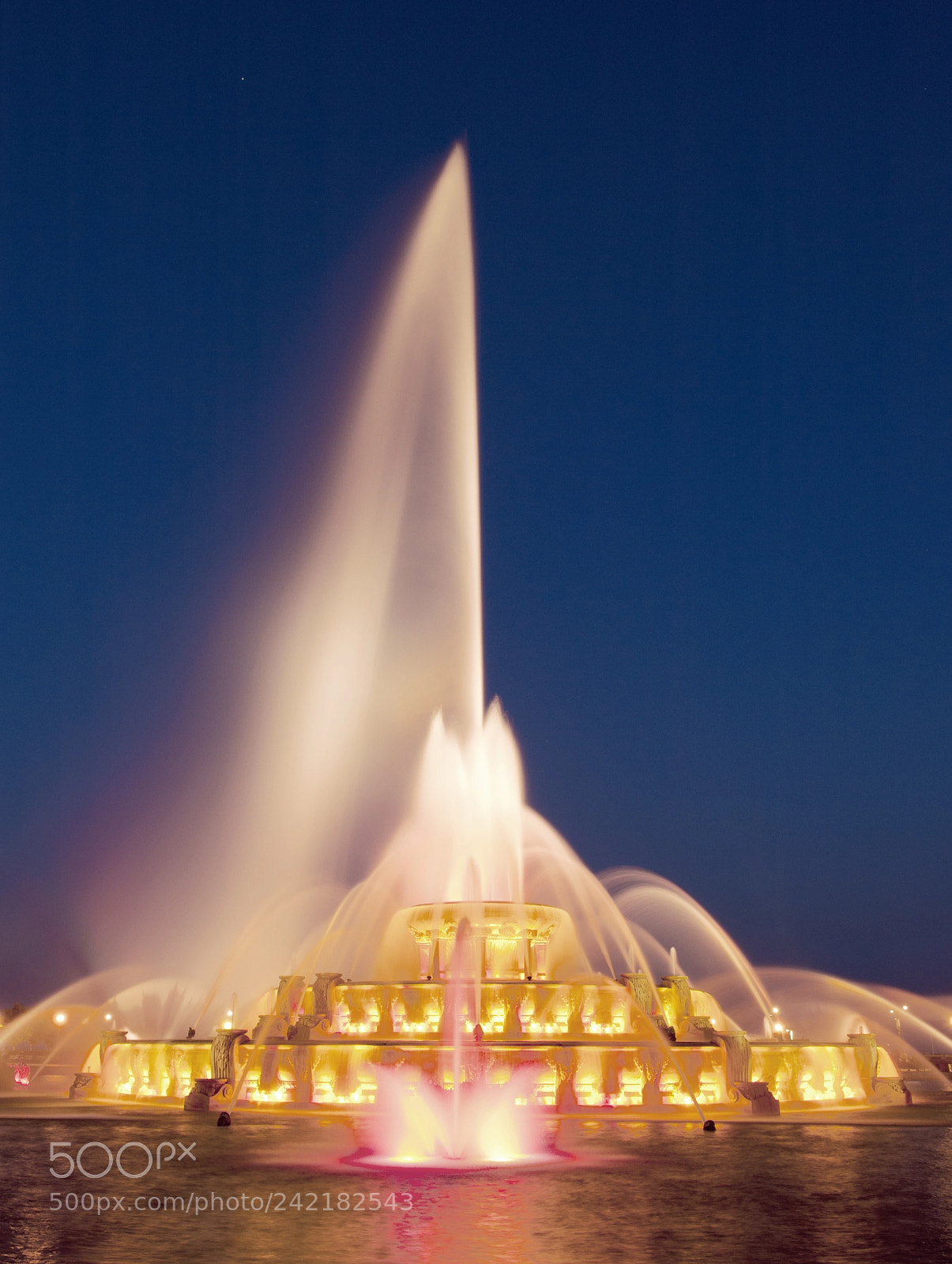 Nikon D700 sample photo. Buckingham fountain photography