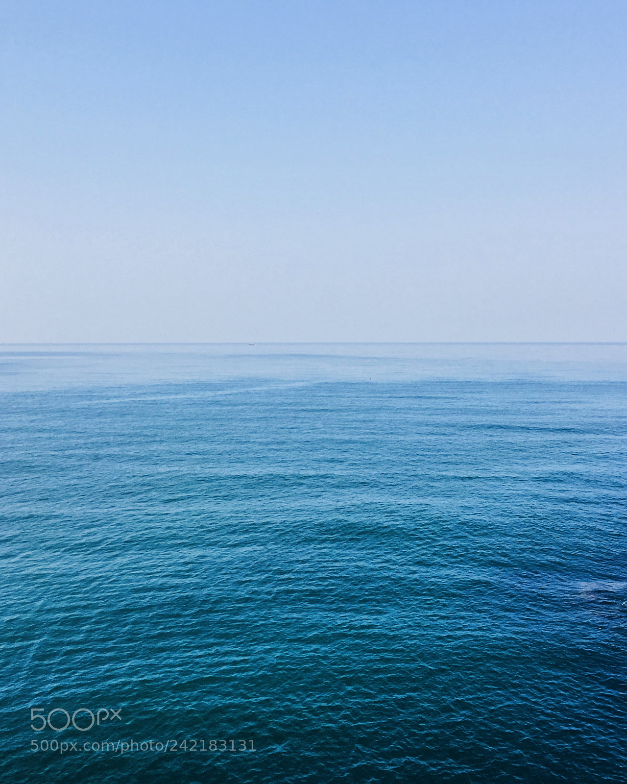 Apple iPhone SE sample photo. Open sea photography