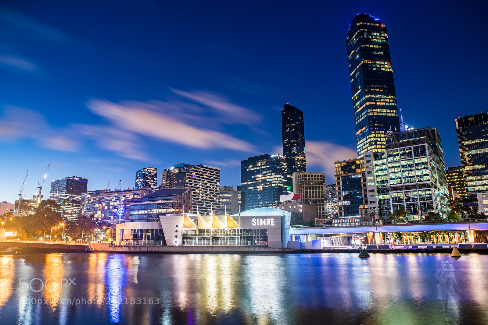 Canon EOS 6D Mark II sample photo. The rialto and friends photography