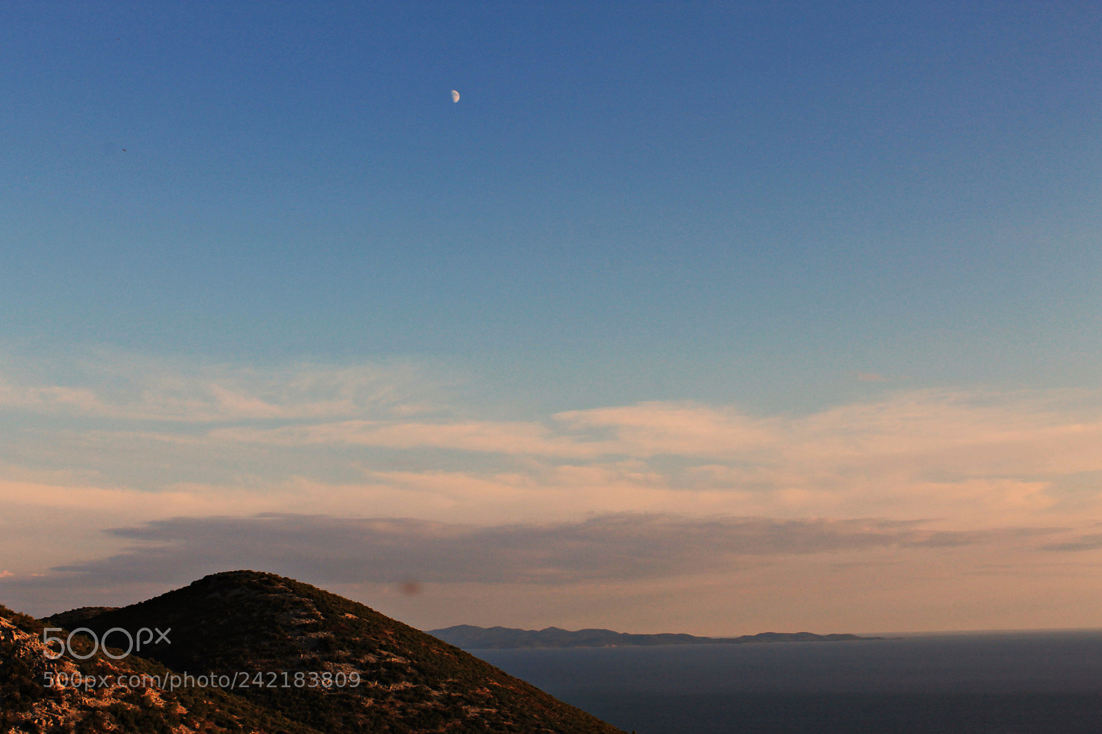 Canon EOS 1100D (EOS Rebel T3 / EOS Kiss X50) sample photo. Little moon photography