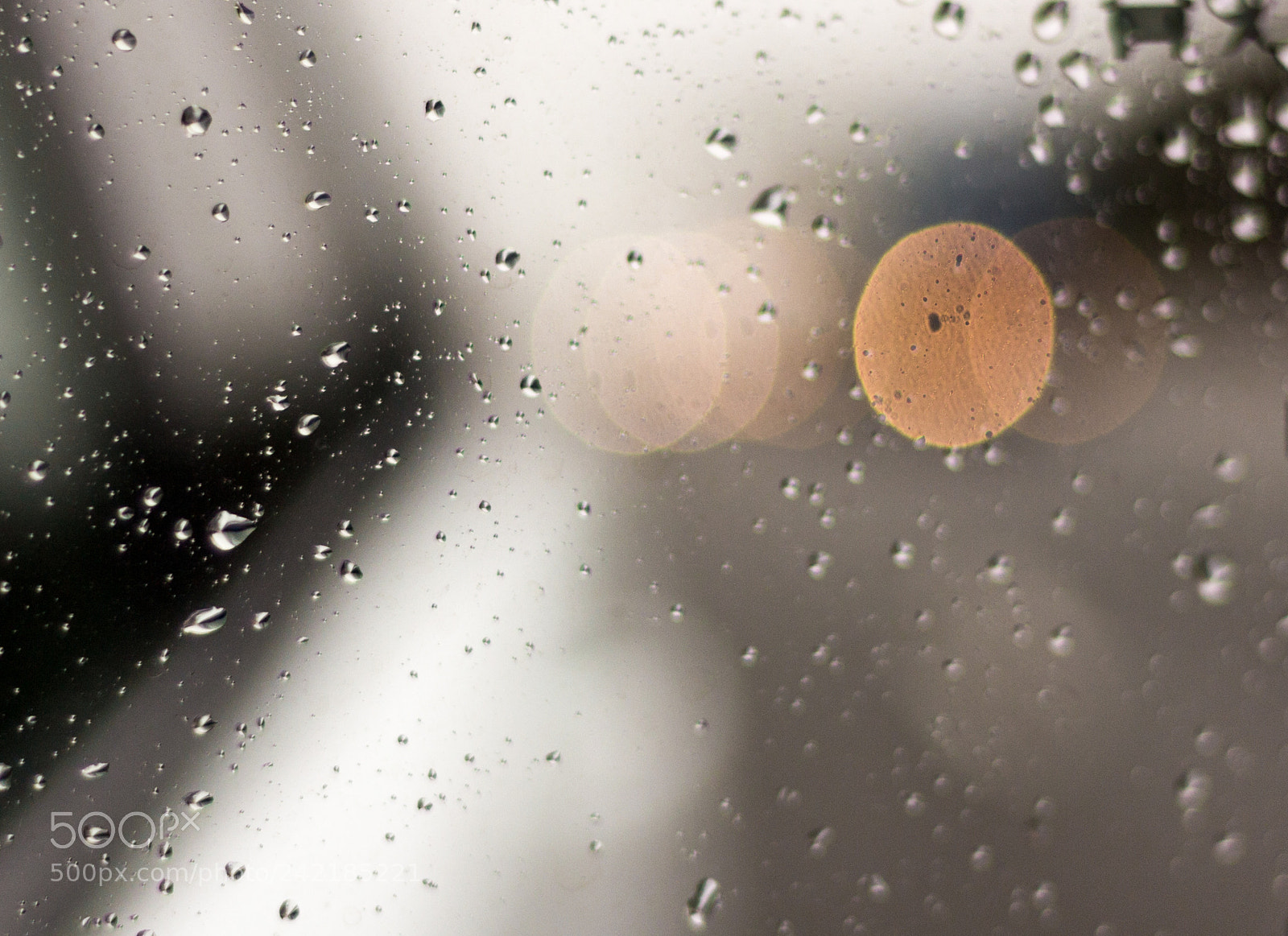 Canon EOS 700D (EOS Rebel T5i / EOS Kiss X7i) sample photo. Rainy drive photography
