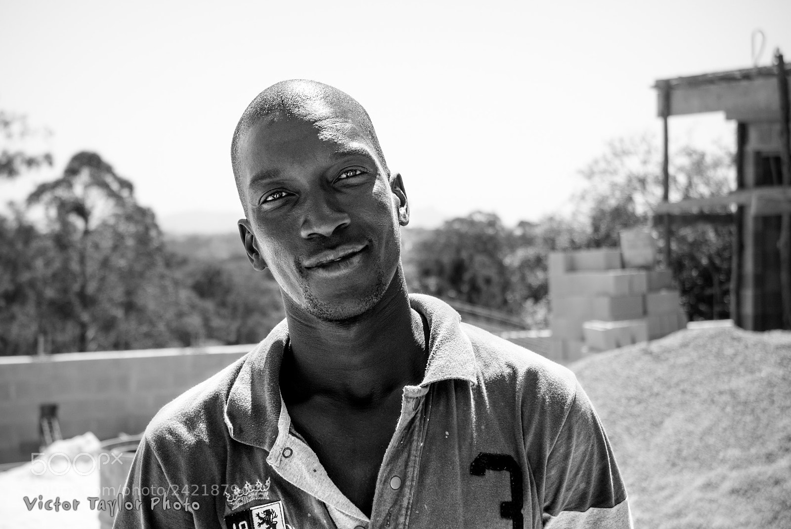Nikon D200 sample photo. Another haitian hard worker photography