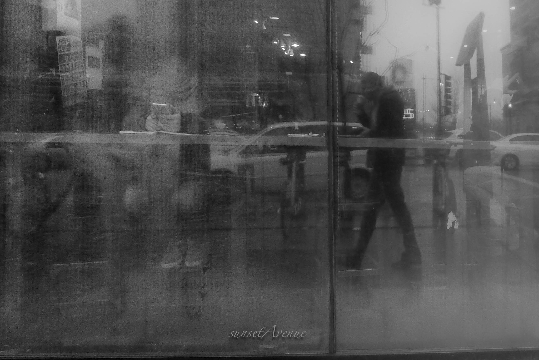Leica D-LUX 5 sample photo. Cafe photography