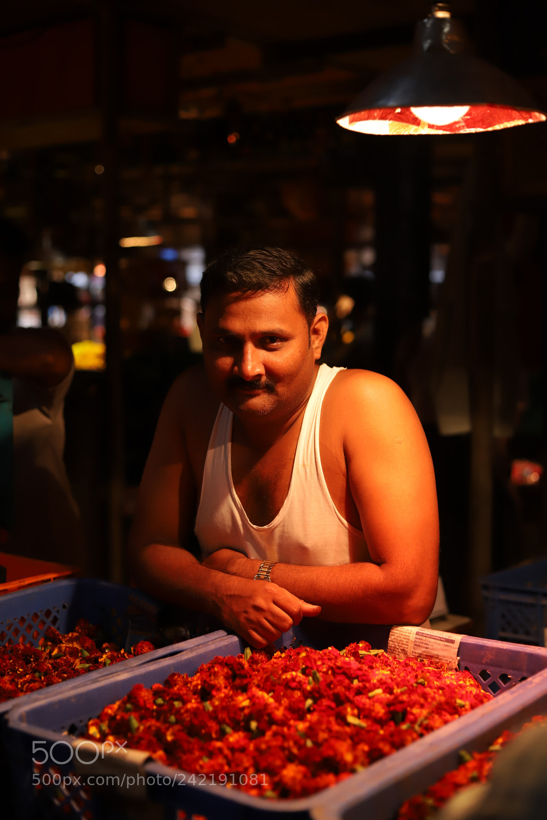 Canon EOS 6D Mark II sample photo. Dadar flower market photography