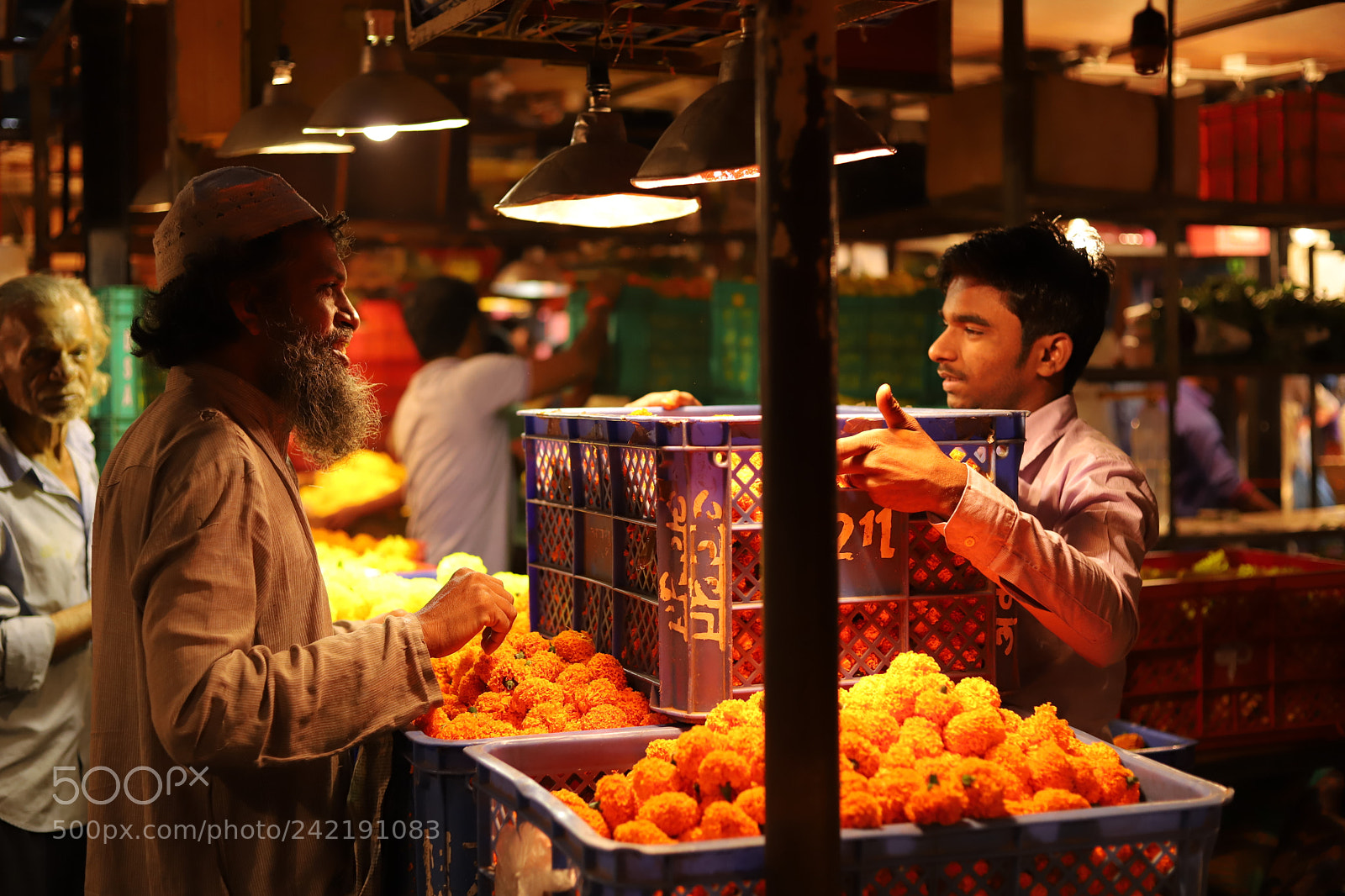 Canon EOS 6D Mark II sample photo. Dadar flower market photography
