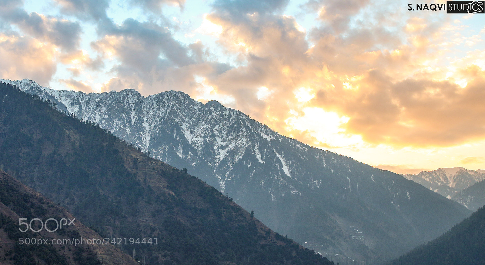Canon EOS 650D (EOS Rebel T4i / EOS Kiss X6i) sample photo. Sunrise at neelum valley photography