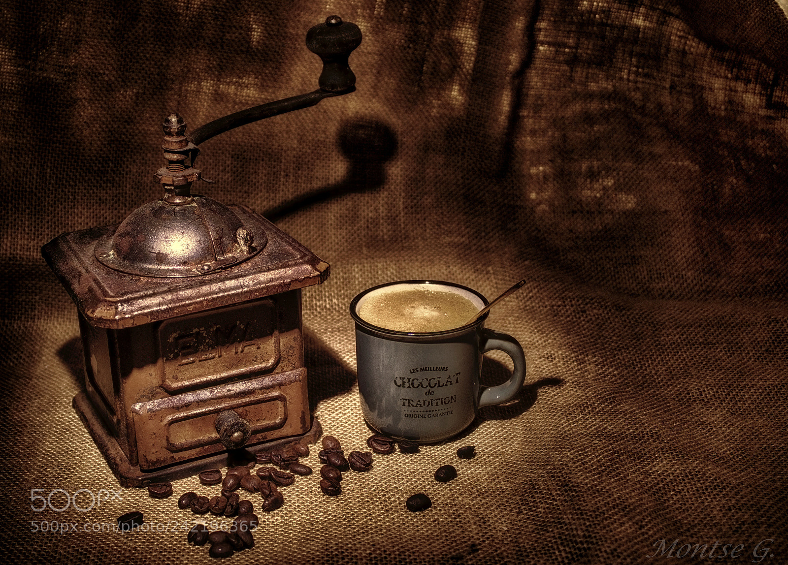 Canon EOS 77D (EOS 9000D / EOS 770D) sample photo. Coffee photography