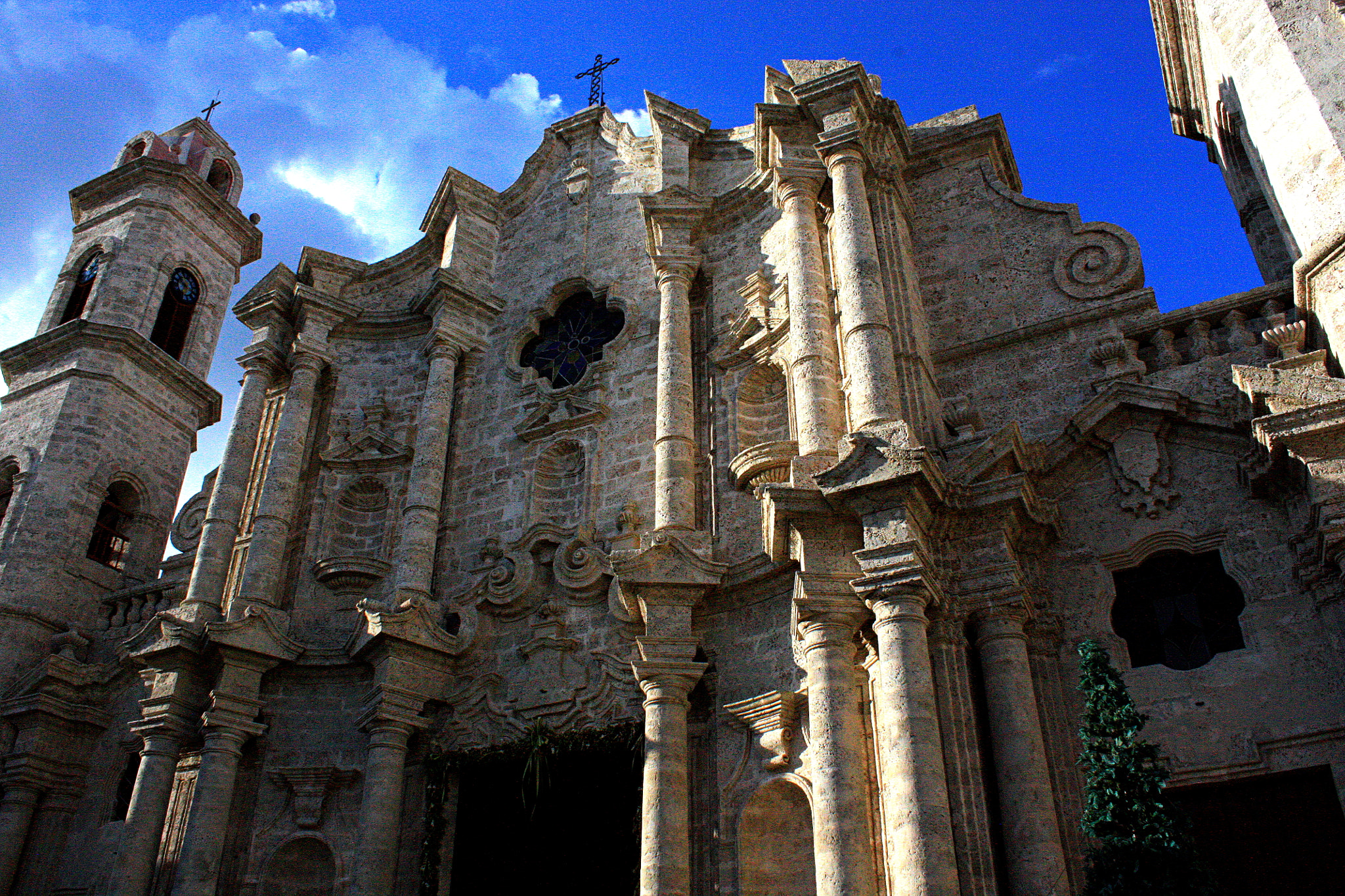 Canon EOS 450D (EOS Rebel XSi / EOS Kiss X2) sample photo. Havana church photography