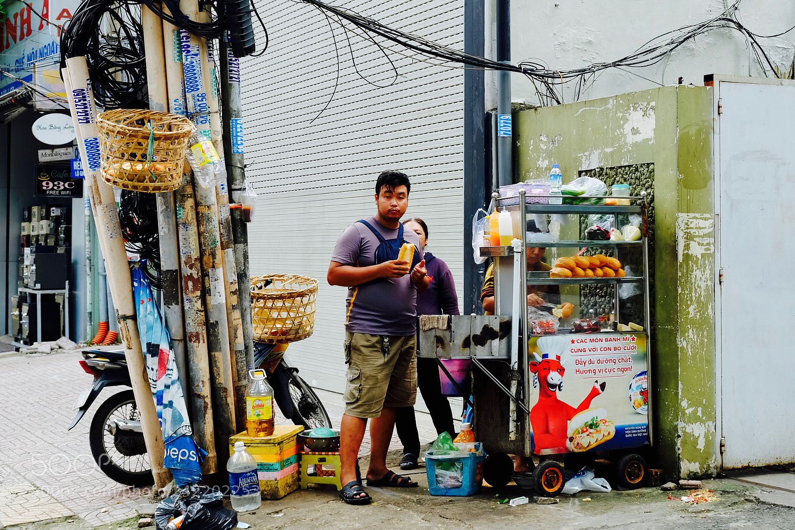 Fujifilm X-T20 sample photo. Street food vendor photography