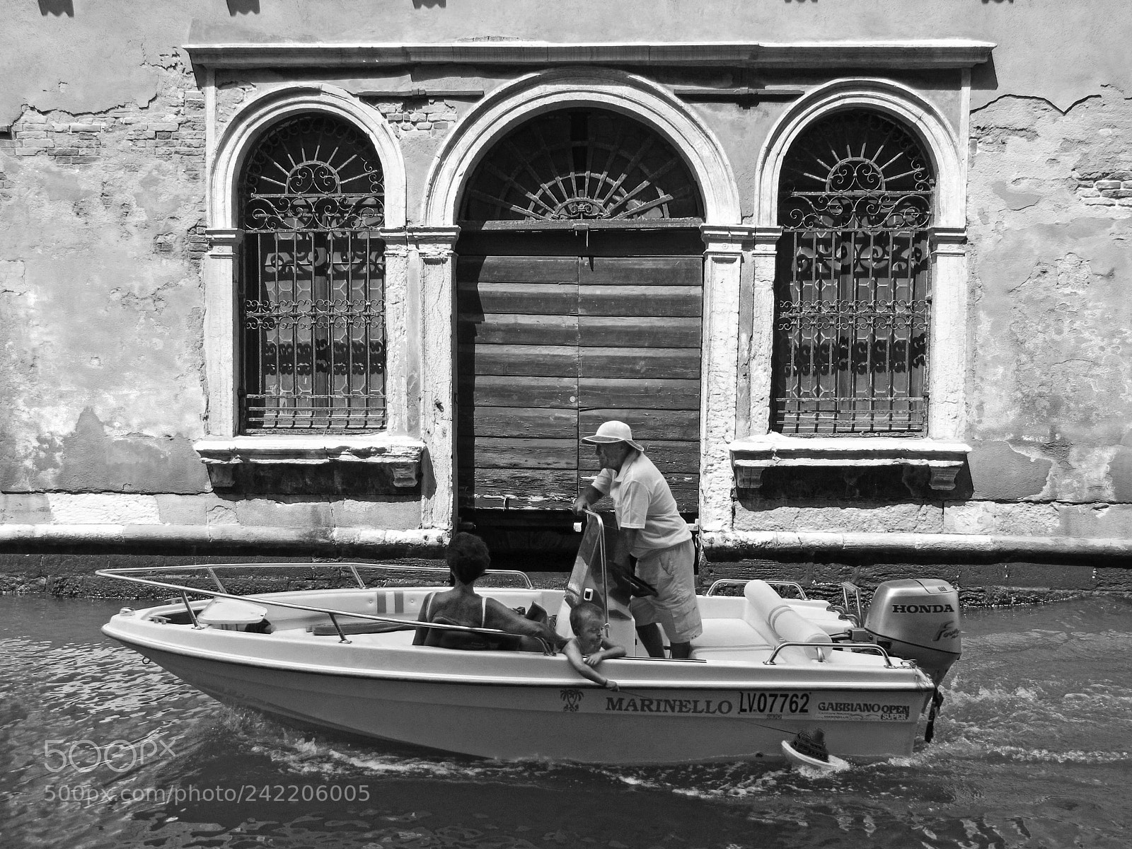 Canon PowerShot SX10 IS sample photo. In venice photography
