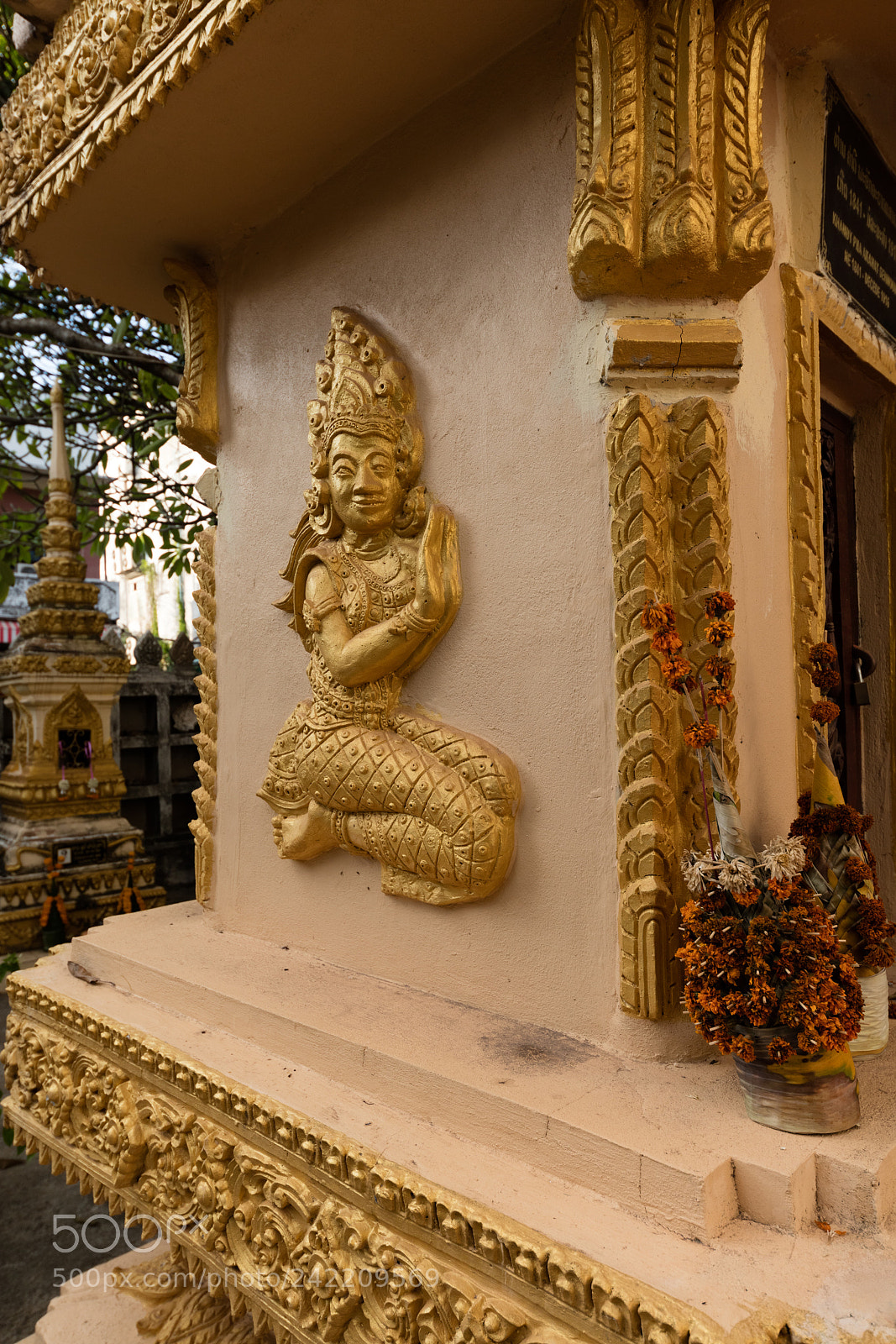 Canon EOS 5DS R sample photo. Vat sisaket, vientiane photography
