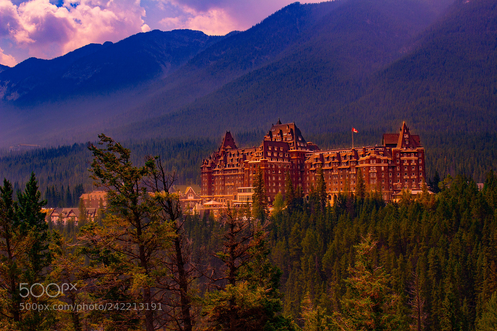 Canon EOS 100D (EOS Rebel SL1 / EOS Kiss X7) sample photo. Banff springs hotel photography