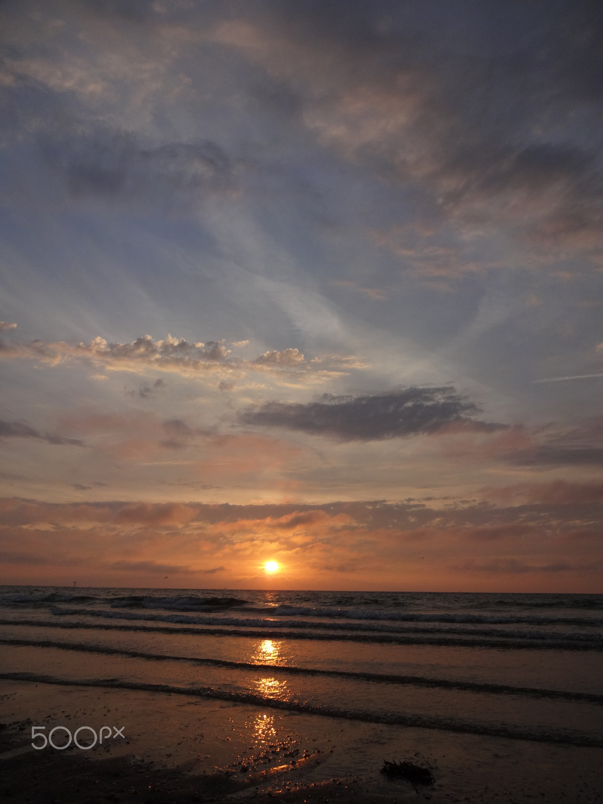Sony Cyber-shot DSC-QX10 sample photo. Sunset on the beach photography