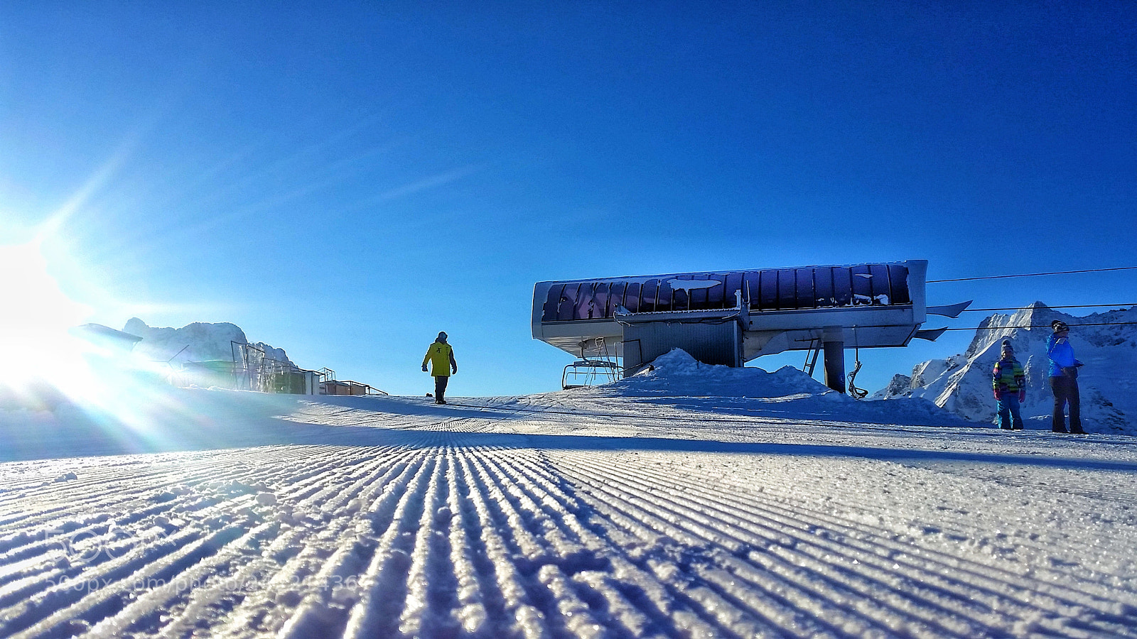 Samsung Galaxy S5 sample photo. Early skiing is a photography