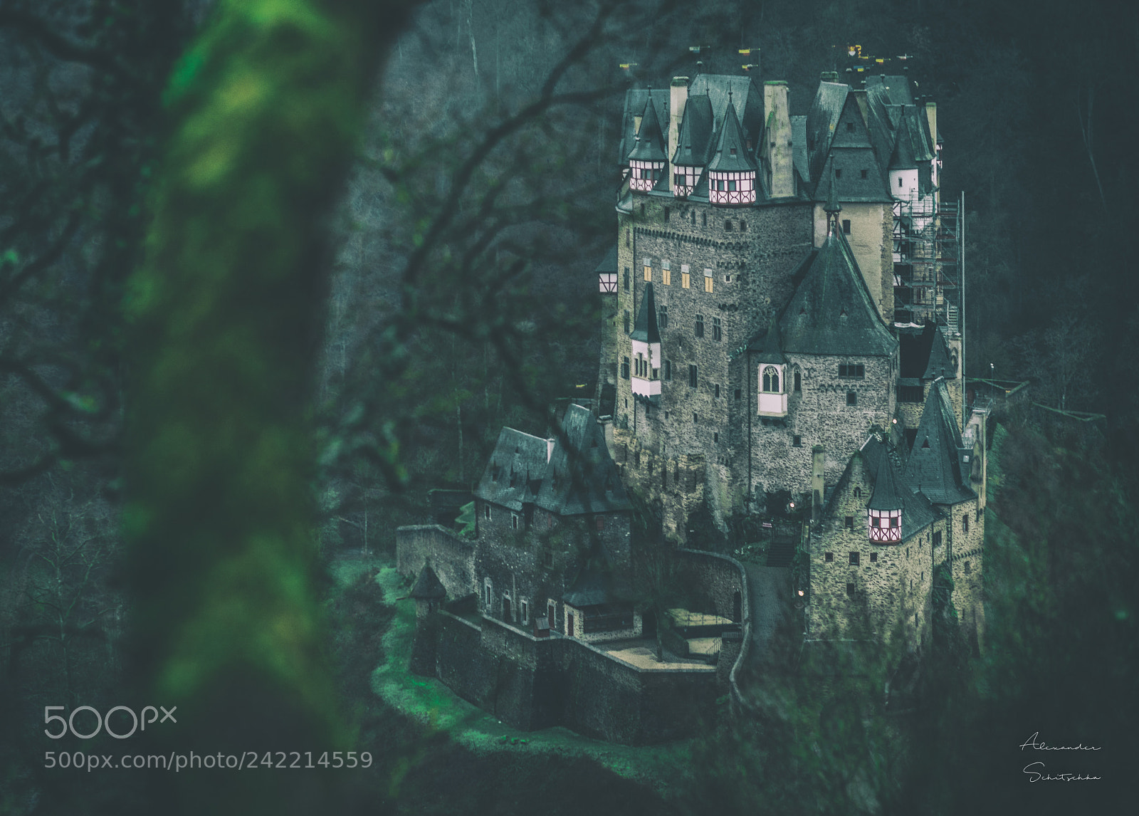 Sony a7 sample photo. The hidden castle photography