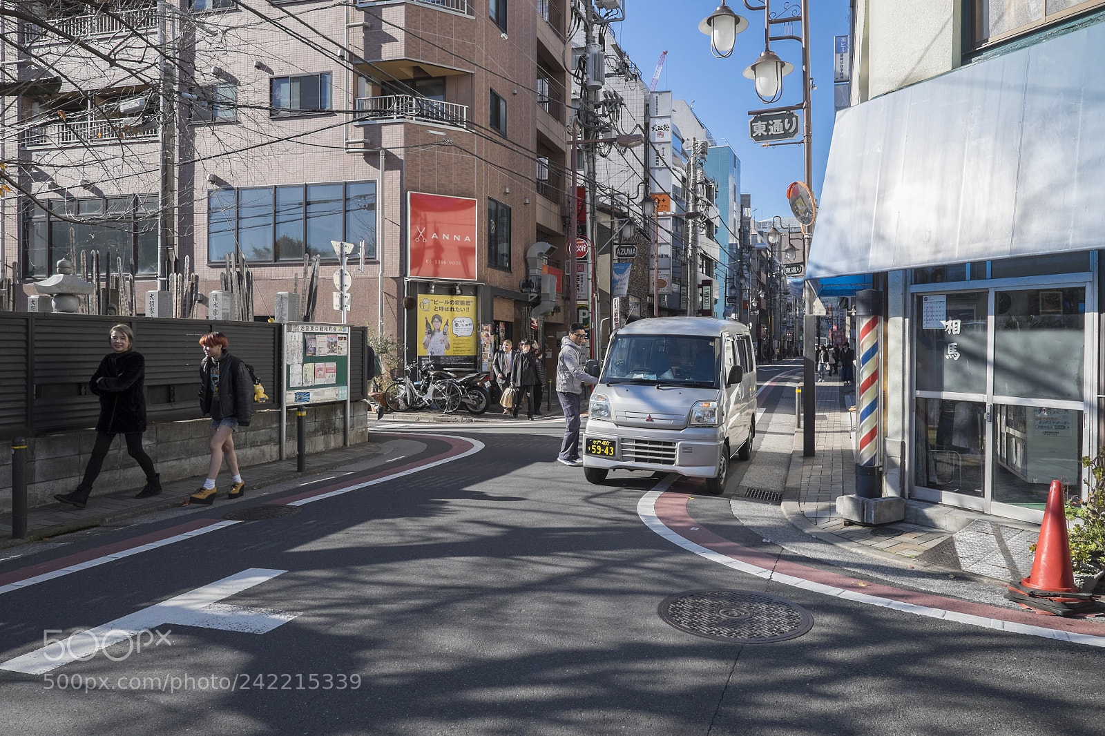 Fujifilm X-T1 sample photo. Tokyo.豊島区南池袋　東通り photography