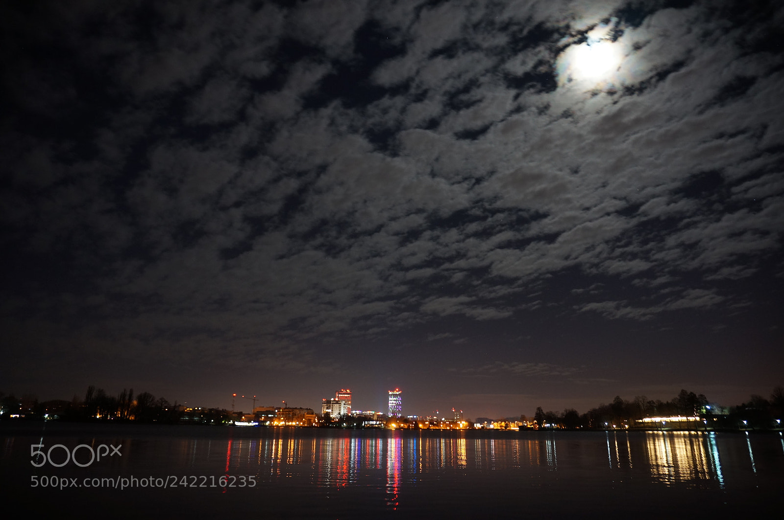 Sony Alpha NEX-5T sample photo. Bucharest reflection photography