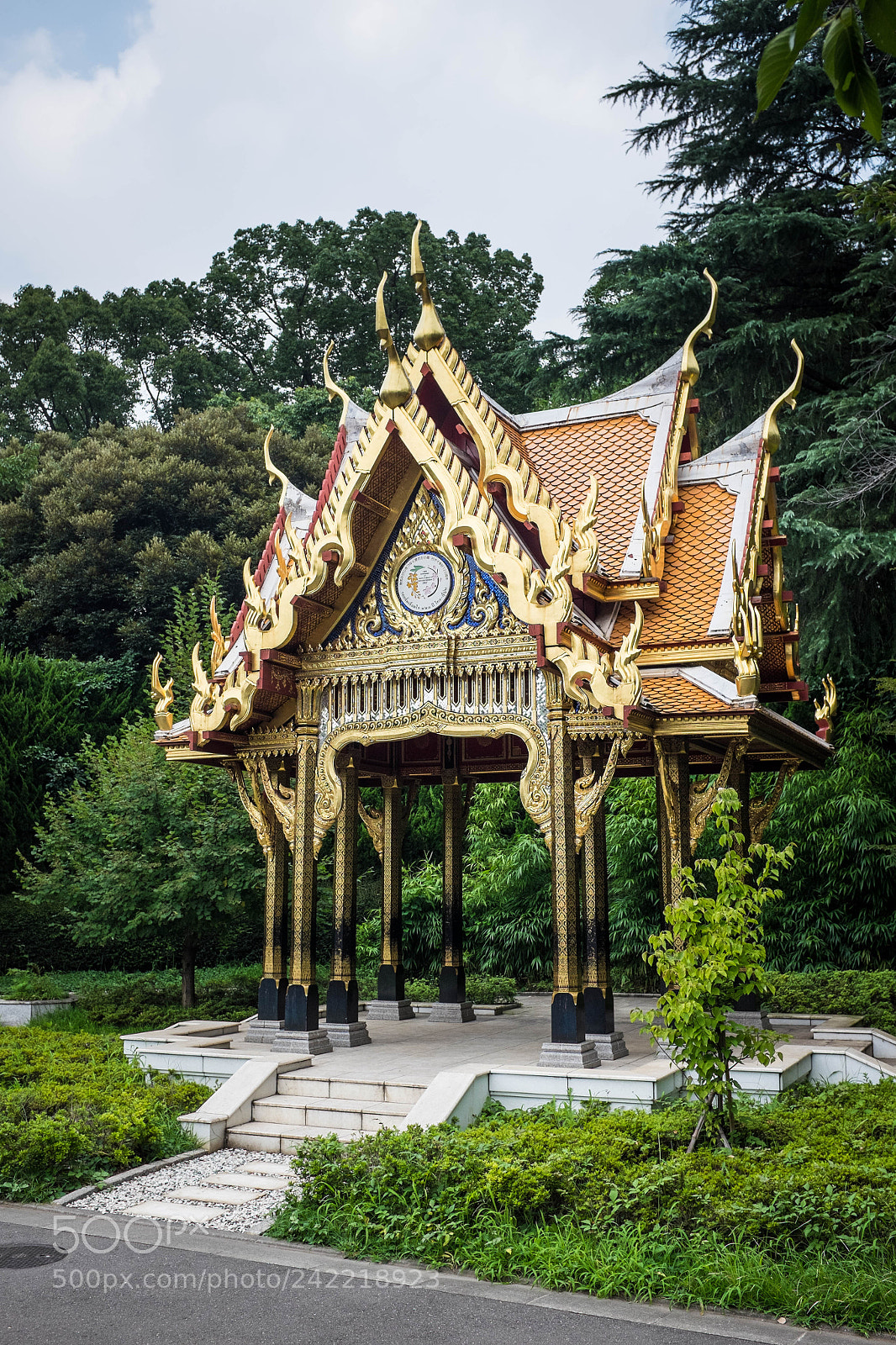 Fujifilm X100T sample photo. Pagoda photography