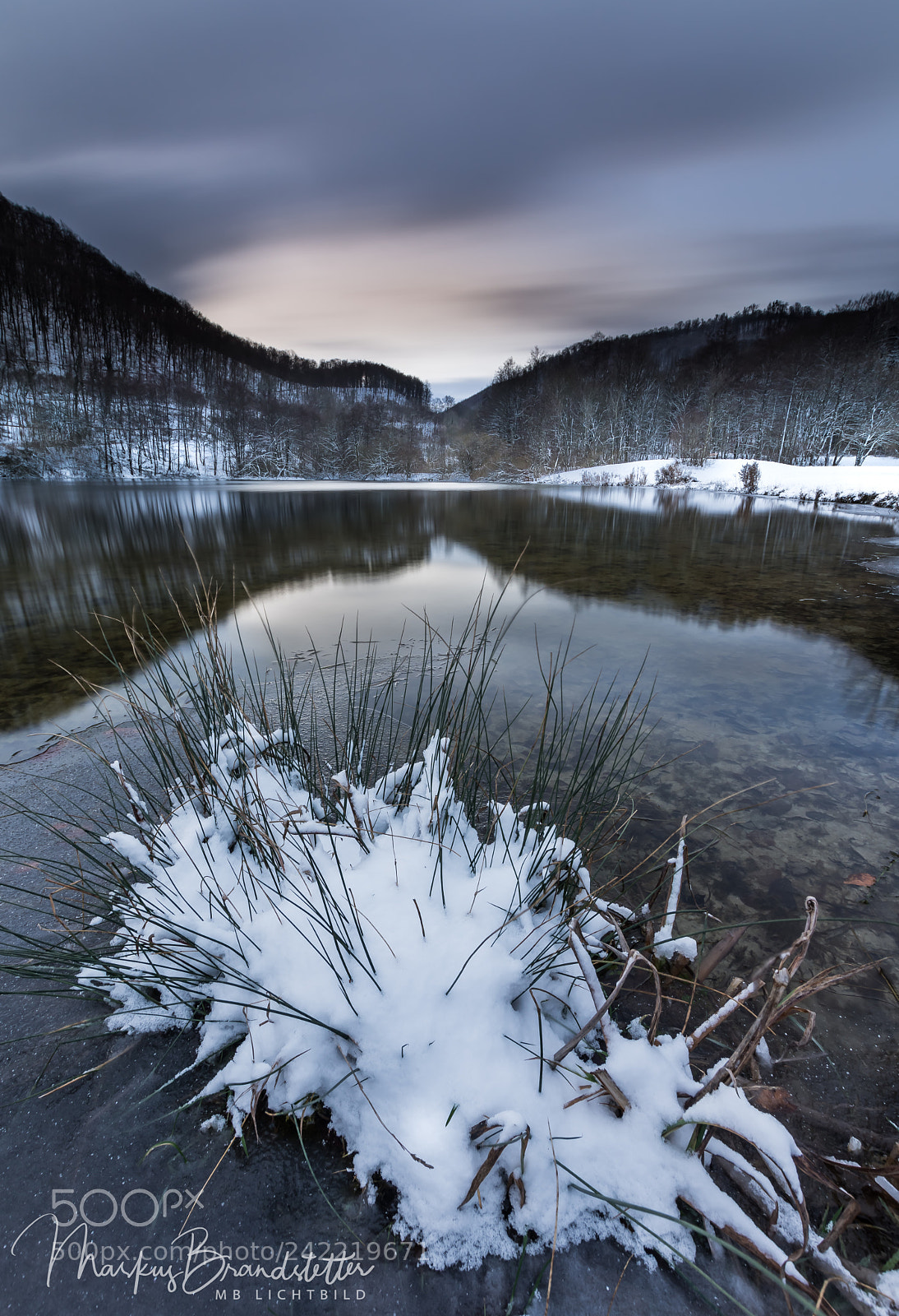 Nikon D7200 sample photo. Snow and gras photography