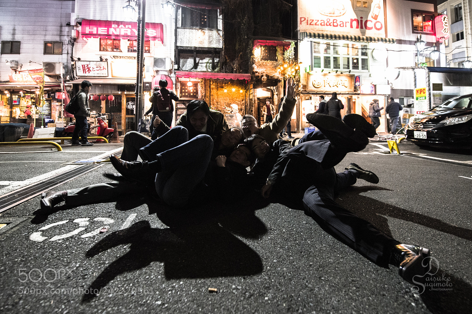 Pentax K-1 sample photo. Drunk japanese business persons photography