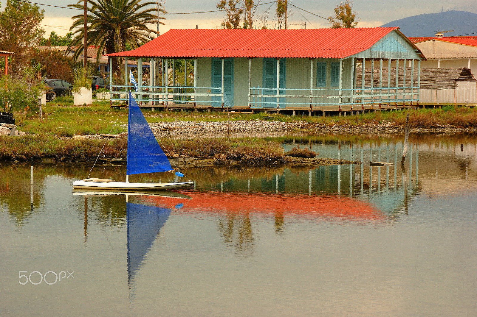 Sony DT 18-200mm F3.5-6.3 sample photo. Τhe small house of uncle thomas photography