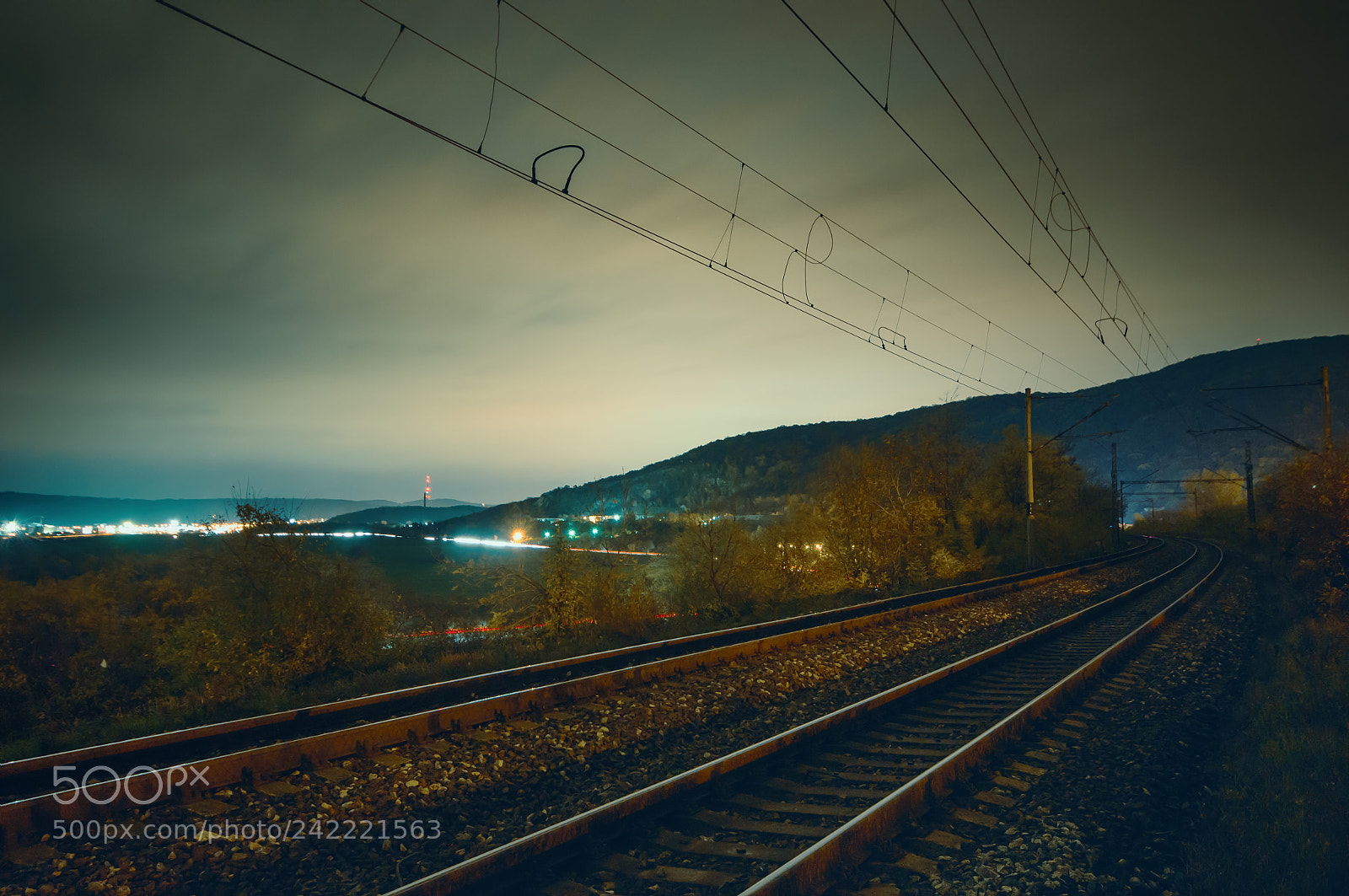 Sony SLT-A57 sample photo. Waiting for a train photography