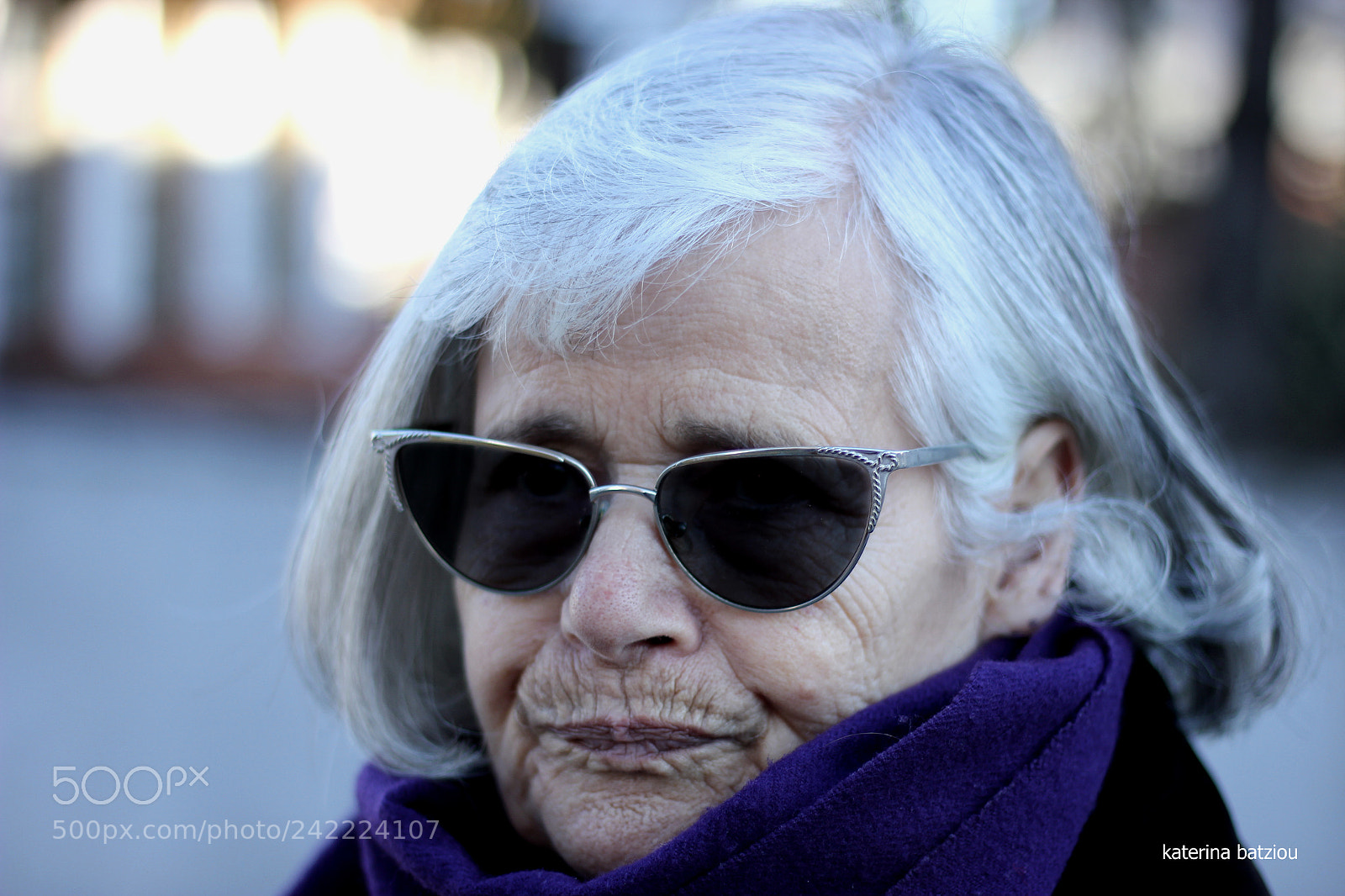 Canon EOS 550D (EOS Rebel T2i / EOS Kiss X4) sample photo. Street portrait photography
