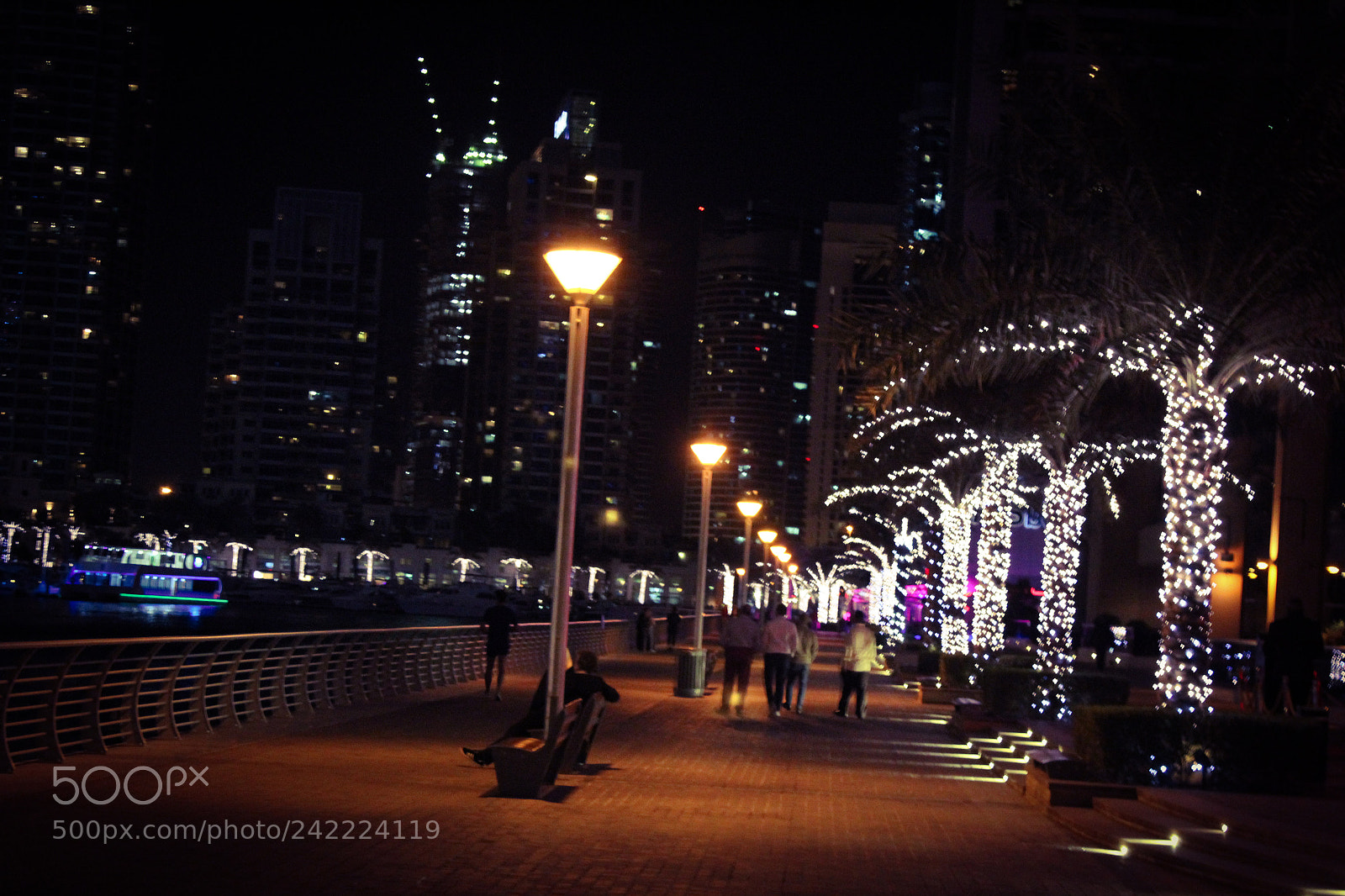 Canon EOS 1300D (EOS Rebel T6 / EOS Kiss X80) sample photo. Marina walk photography