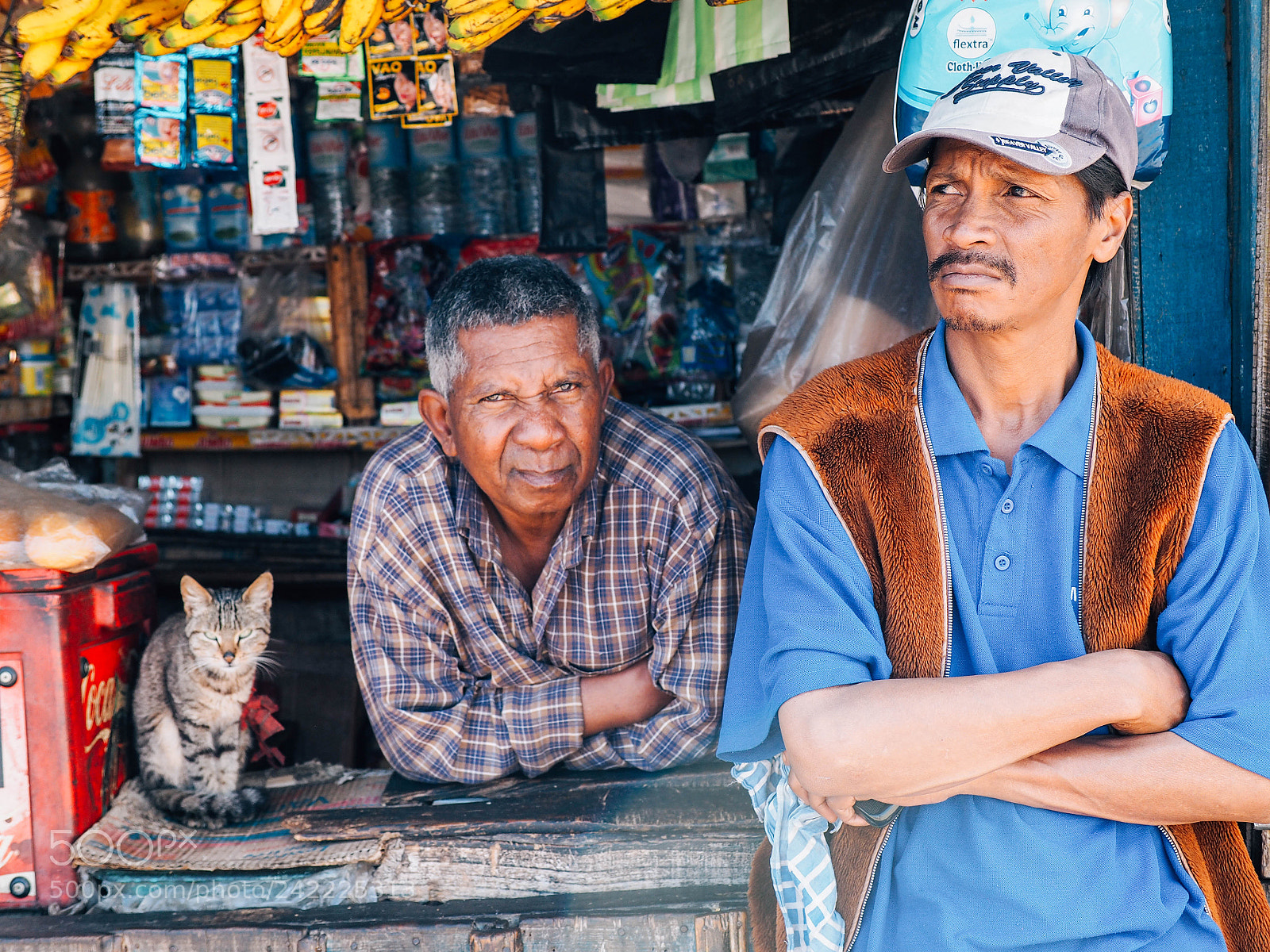 Olympus OM-D E-M10 sample photo. Humans of madagascar // 6 photography