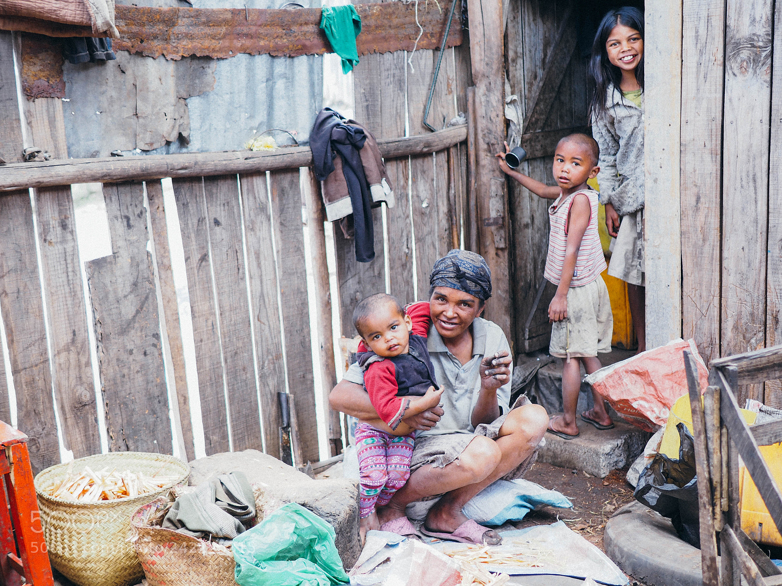 Olympus OM-D E-M10 sample photo. Humans of madagascar // 7 photography