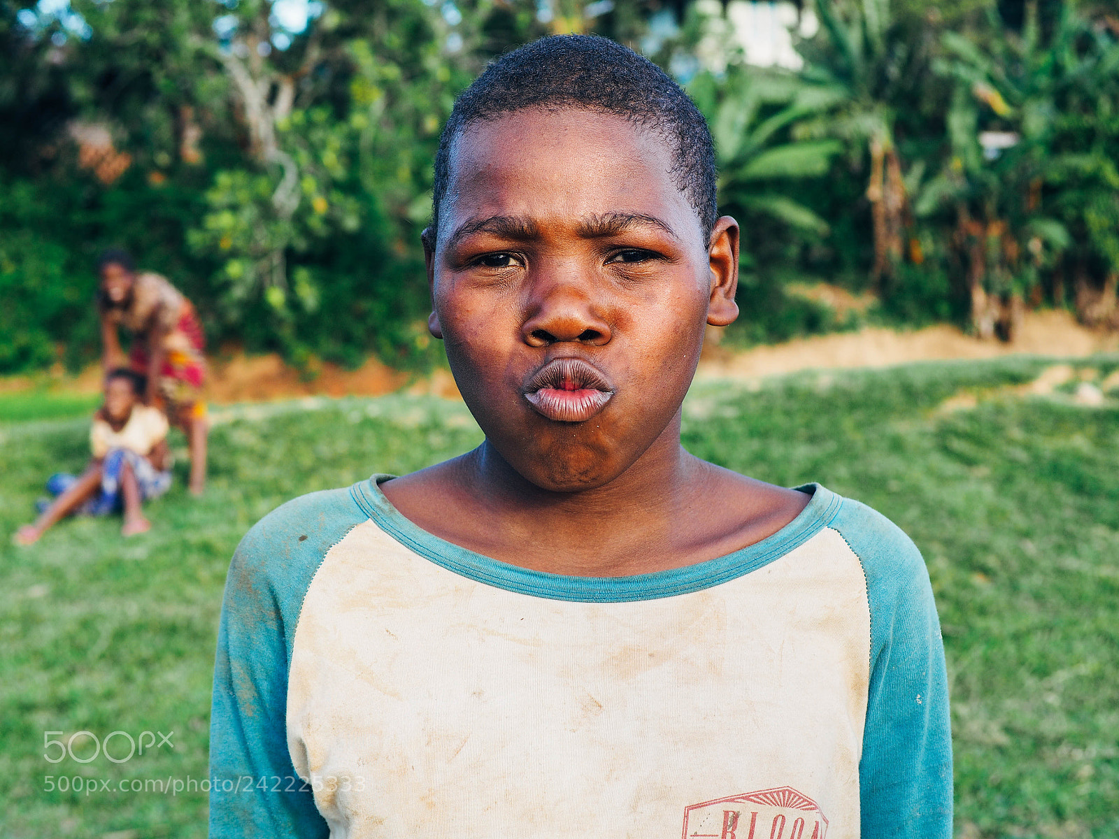Olympus OM-D E-M10 sample photo. Humans of madagascar // 14 photography