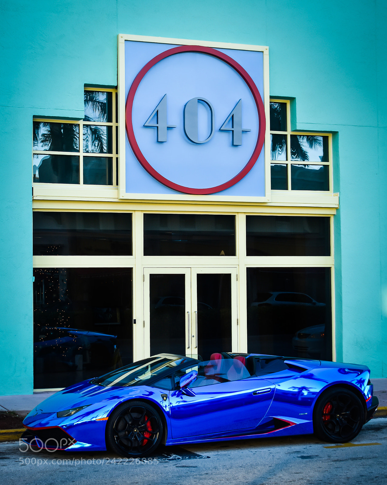 Nikon D7200 sample photo. Blue lambo sits pretty photography
