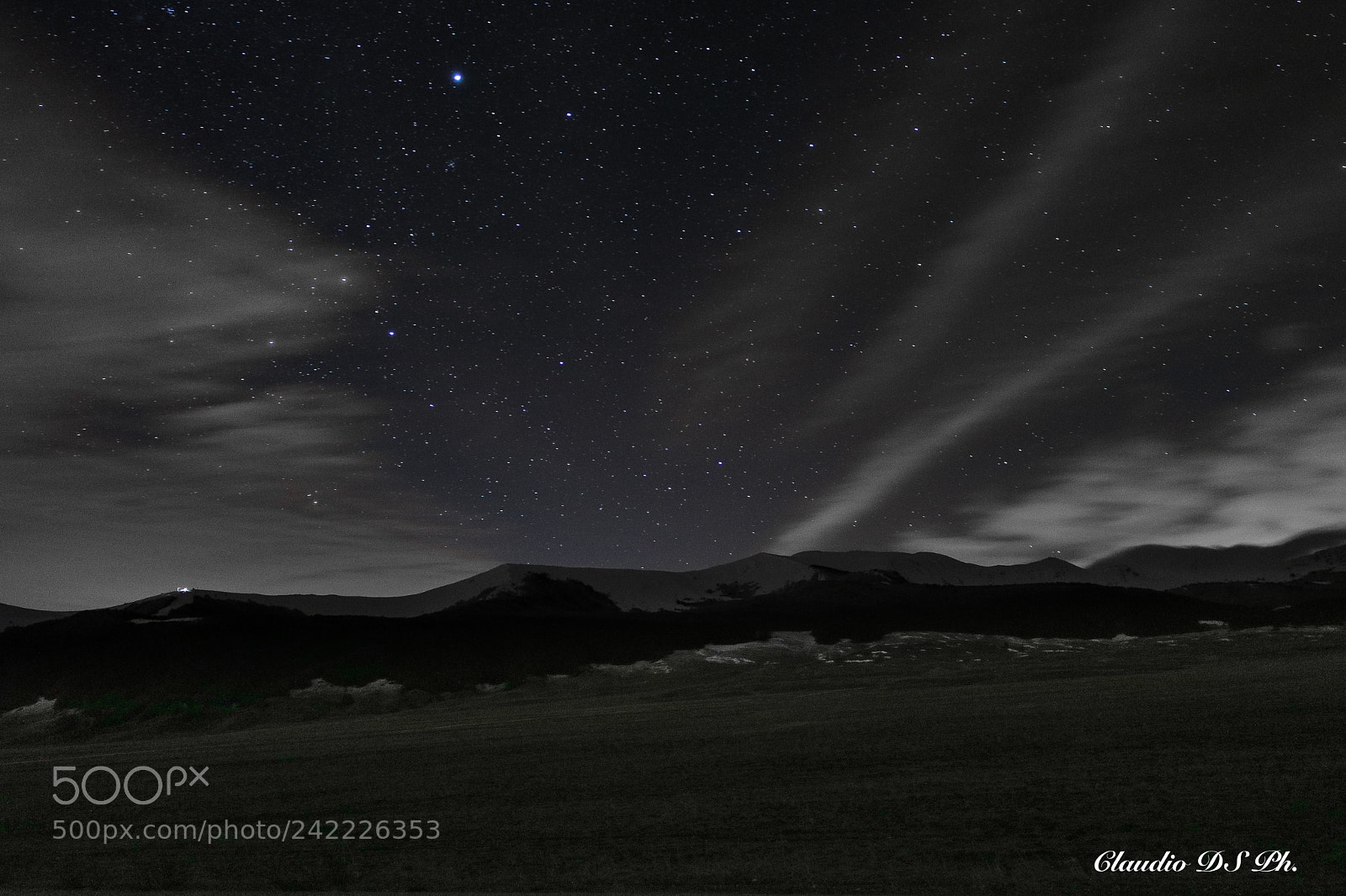 Canon EOS 750D (EOS Rebel T6i / EOS Kiss X8i) sample photo. Beatiful abruzzo s sky photography