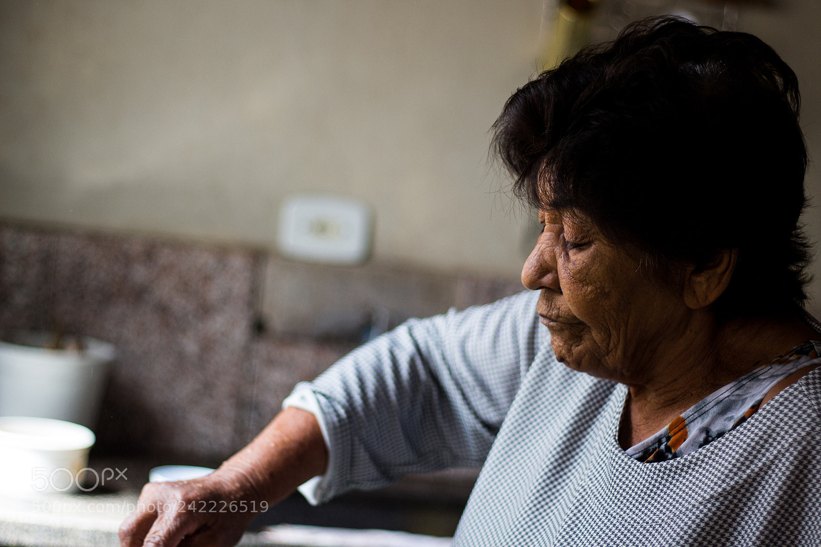 Canon EOS 700D (EOS Rebel T5i / EOS Kiss X7i) sample photo. Grandma photography