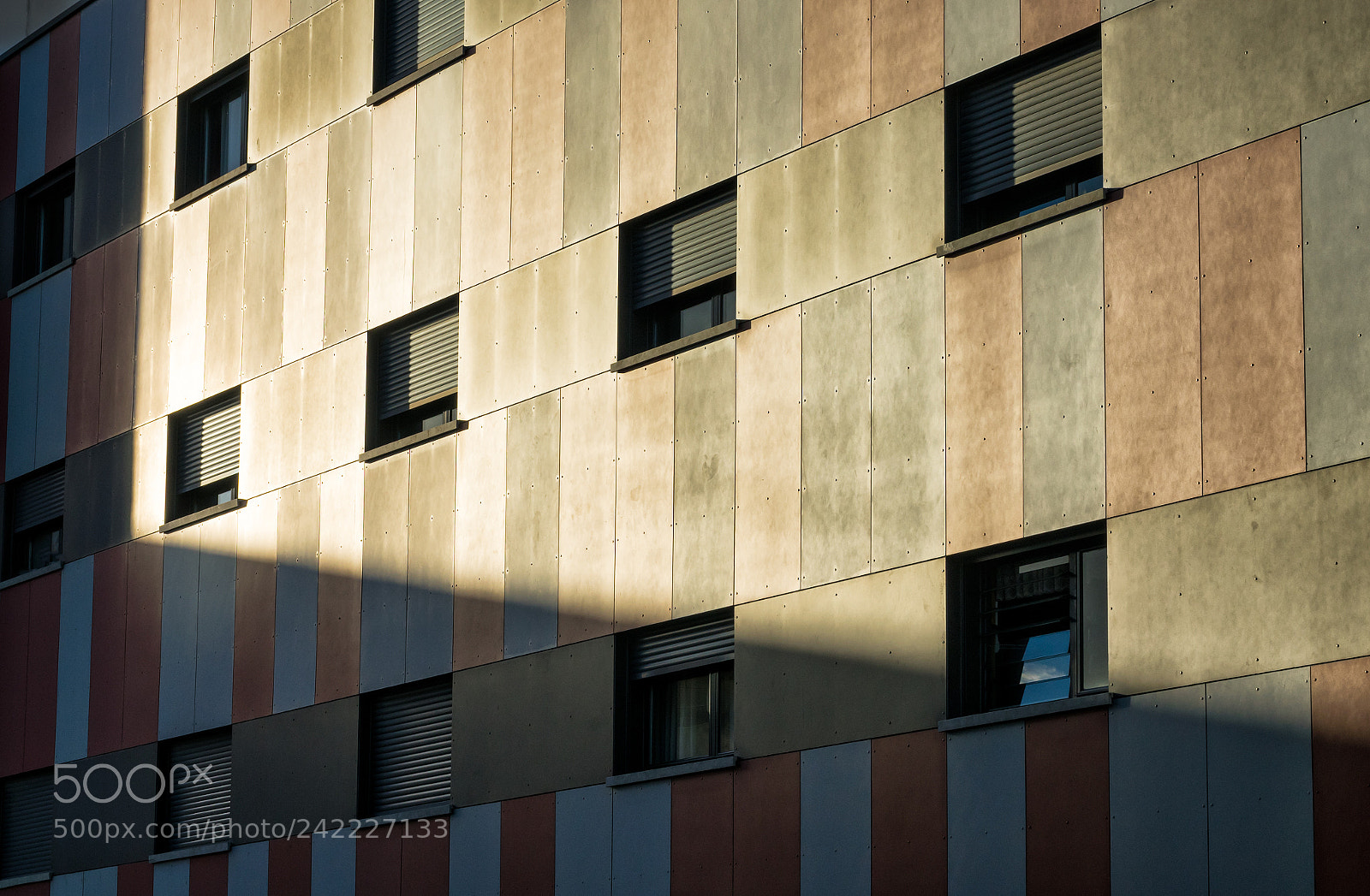 Sony Cyber-shot DSC-RX10 III sample photo. 'et lux in tenebris photography