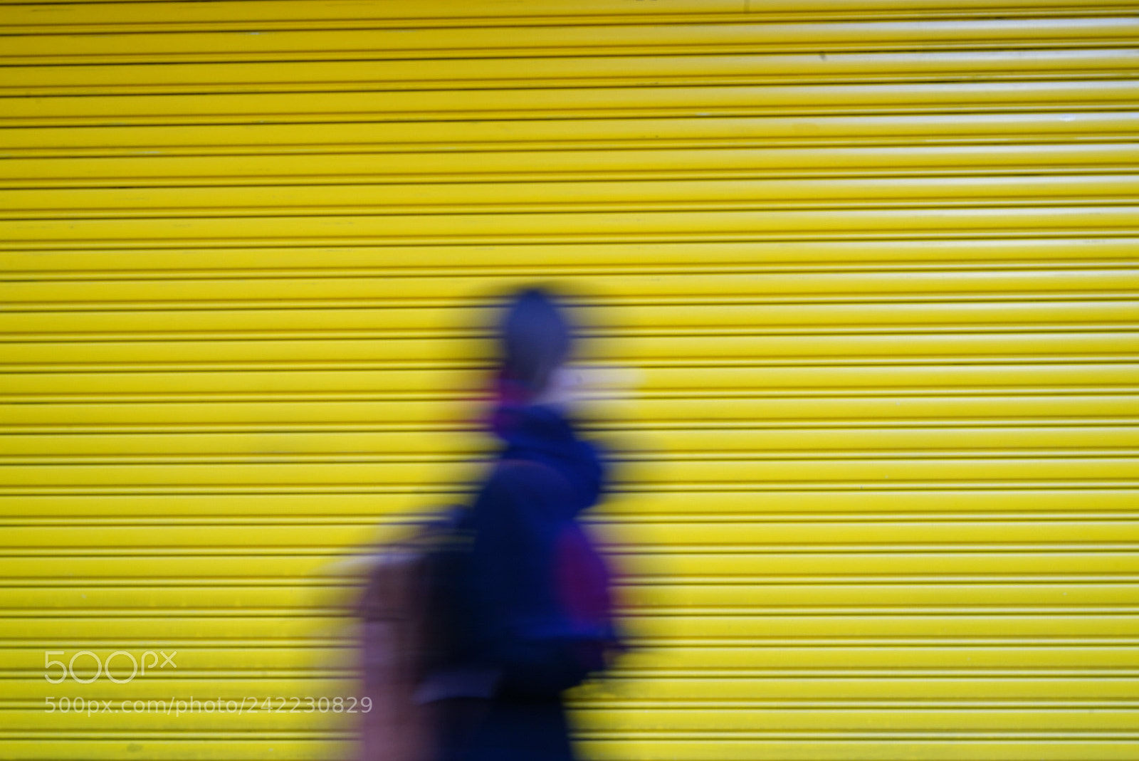 Sony a7 II sample photo. Yellow street photography