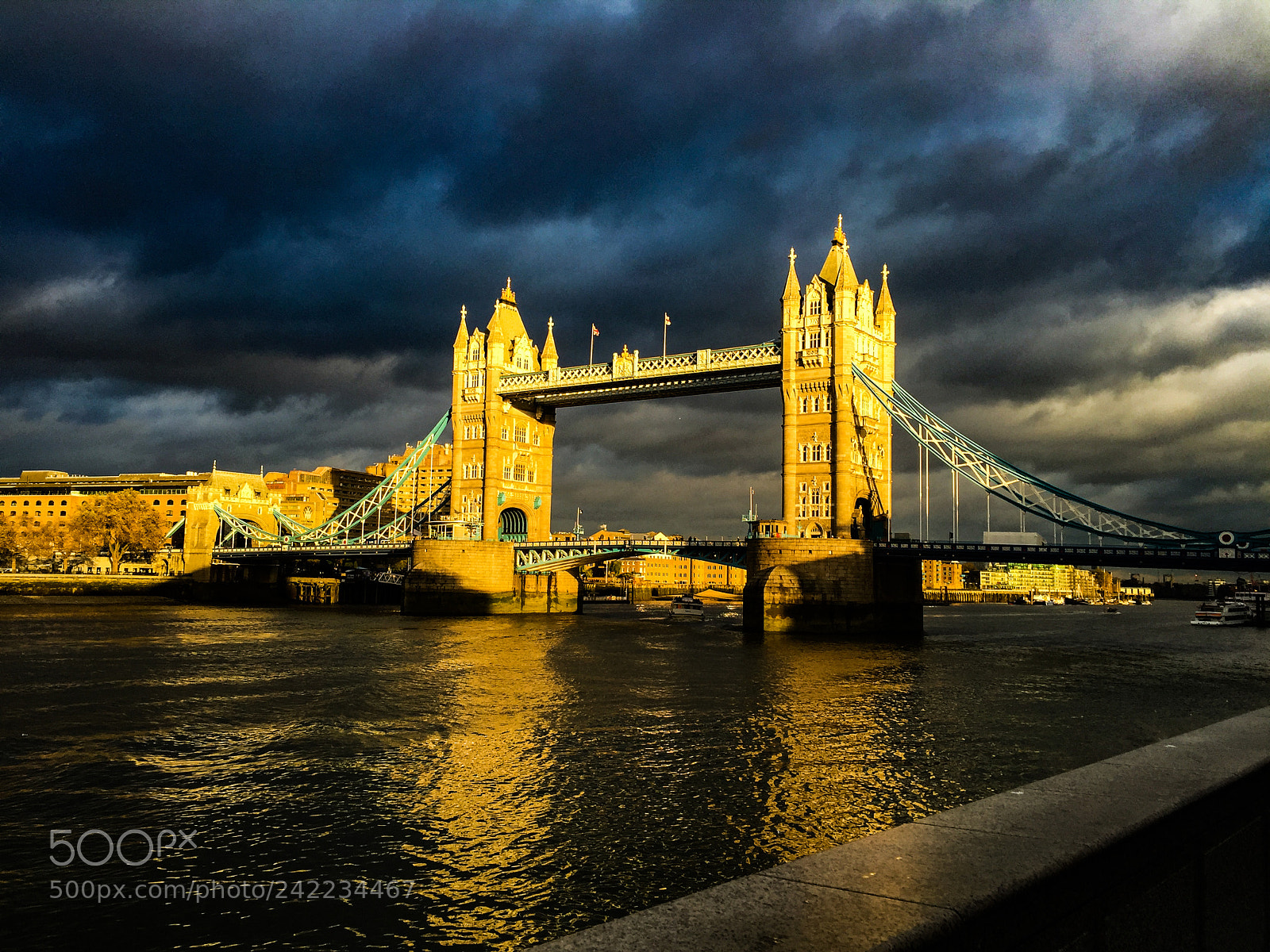 Apple iPhone 6 sample photo. Tower bridge, london. photography