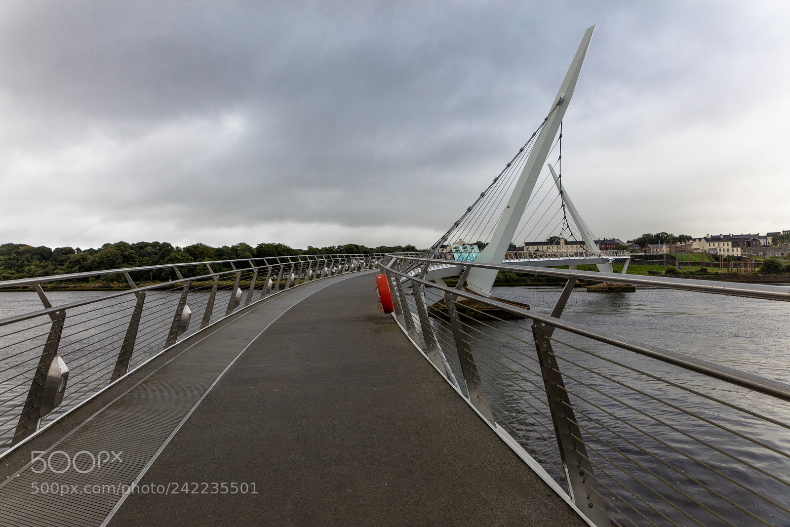 Canon EOS 5DS R sample photo. The peace bridge, londonderry photography