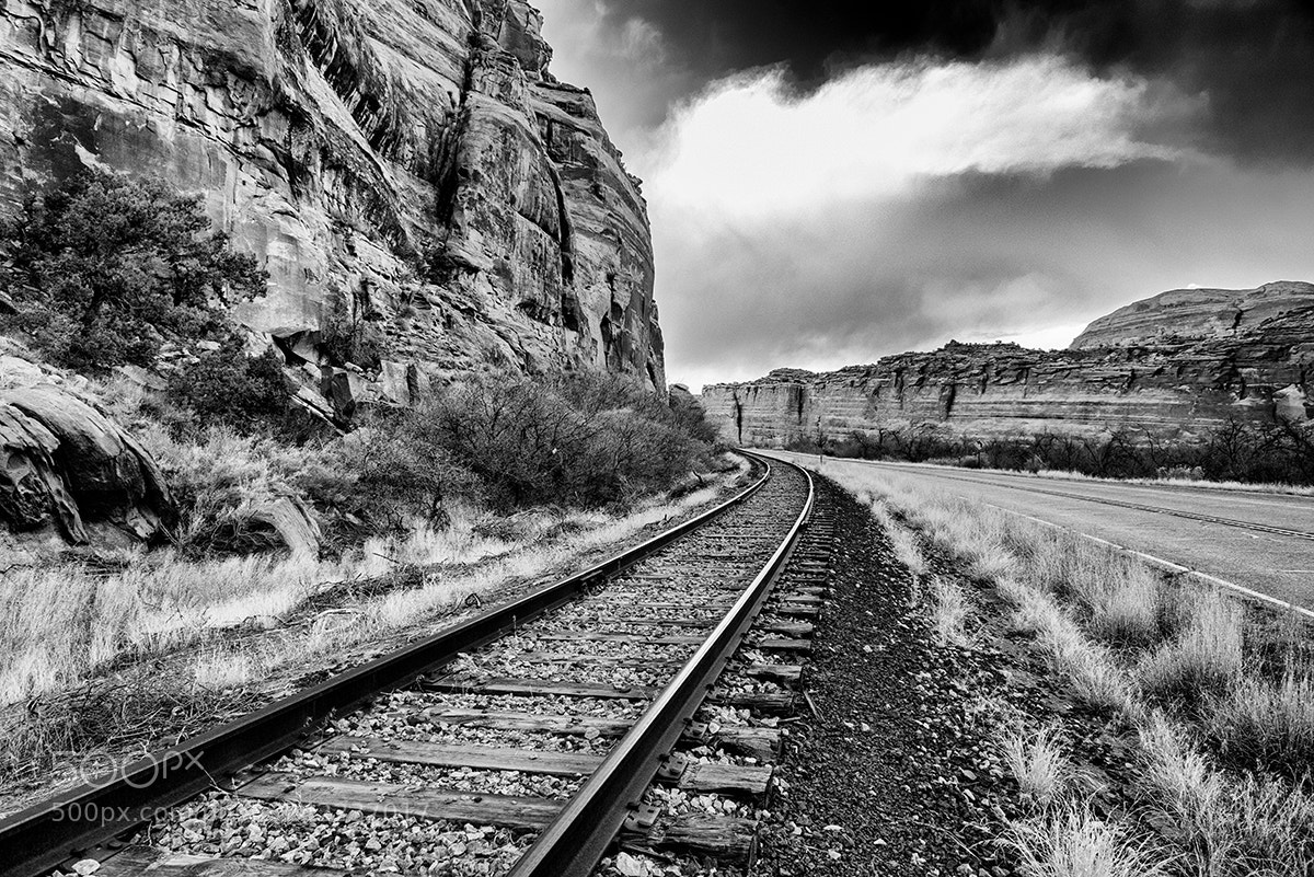 Nikon D810 sample photo. Rails photography
